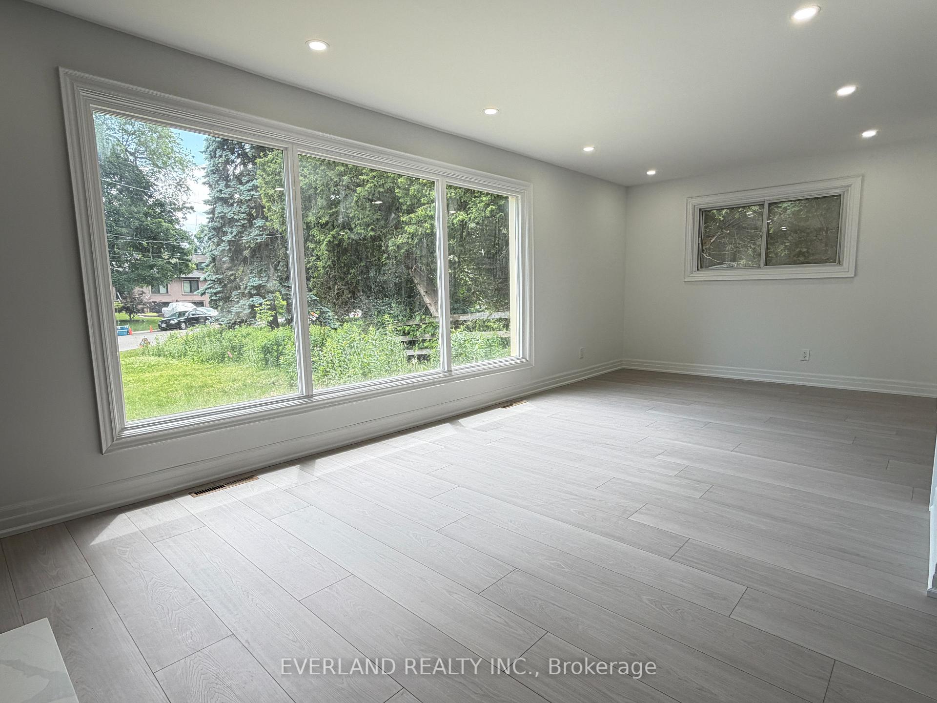 Photo 15 of Unit Main, 116 Sylvan Avenue, Scarborough, Scarborough Village — HOMEH