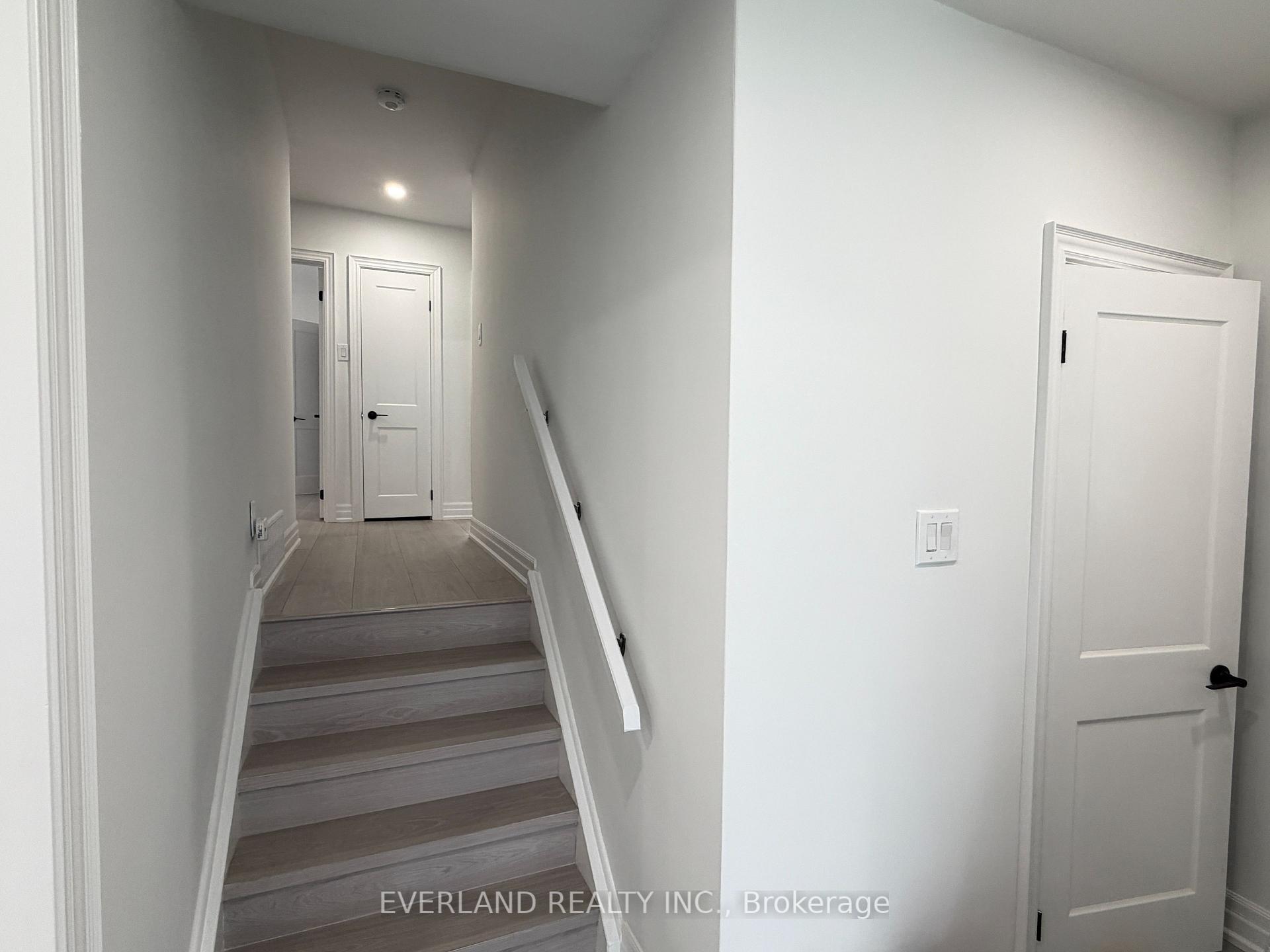 Photo 17 of Unit Main, 116 Sylvan Avenue, Scarborough, Scarborough Village — HOMEH