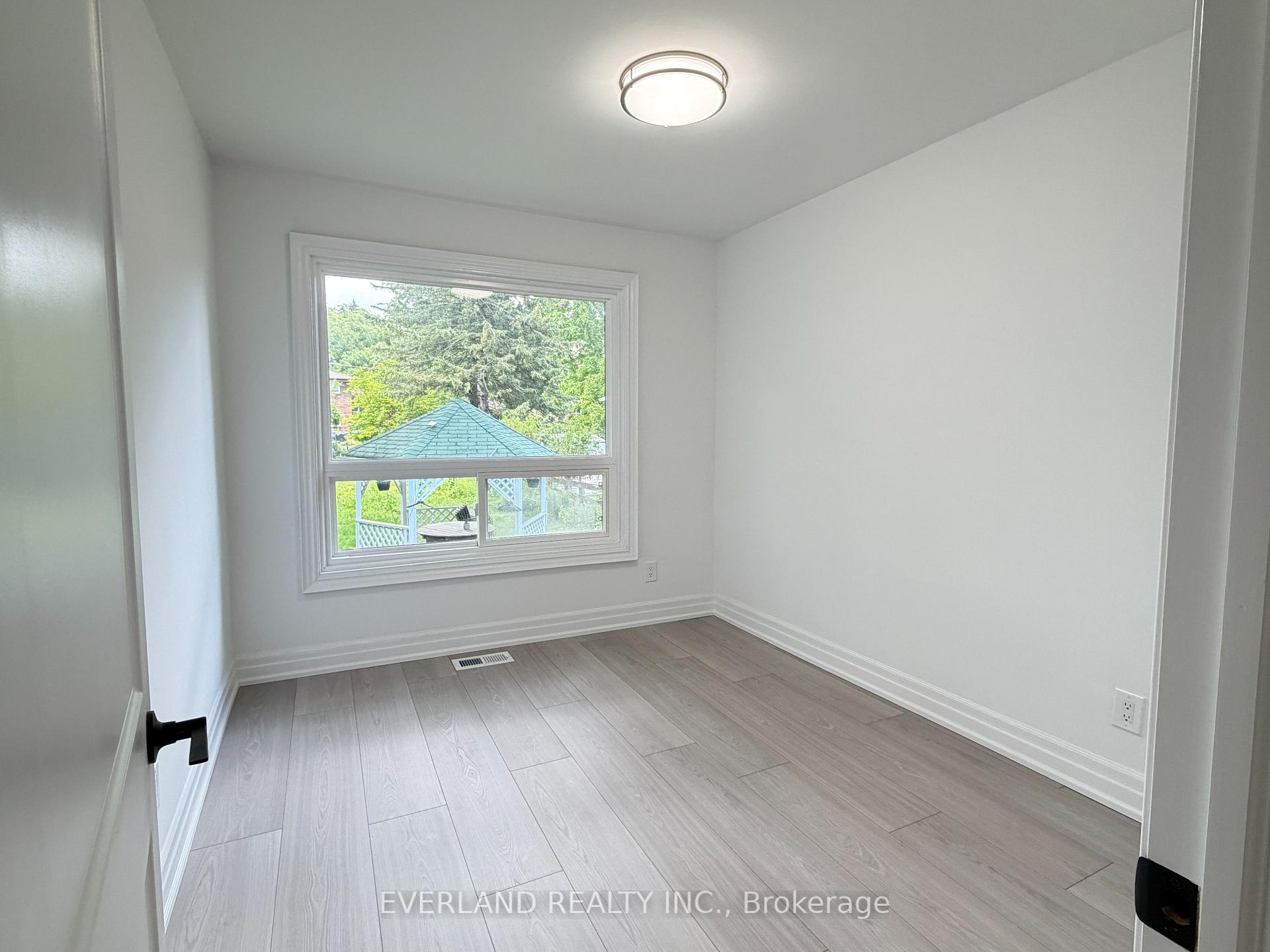 Photo 19 of Unit Main, 116 Sylvan Avenue, Scarborough, Scarborough Village — HOMEH