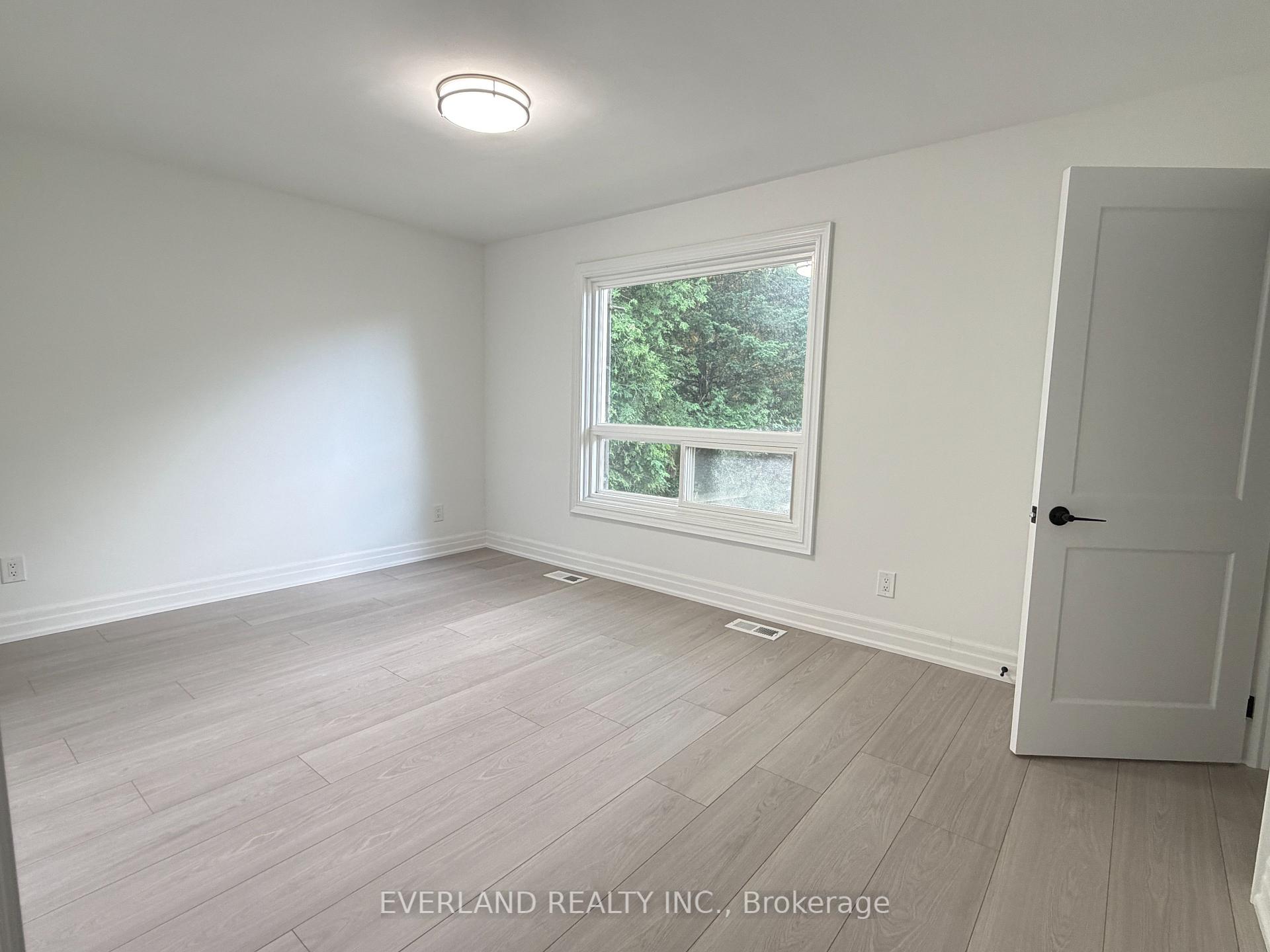 Photo 24 of Unit Main, 116 Sylvan Avenue, Scarborough, Scarborough Village — HOMEH