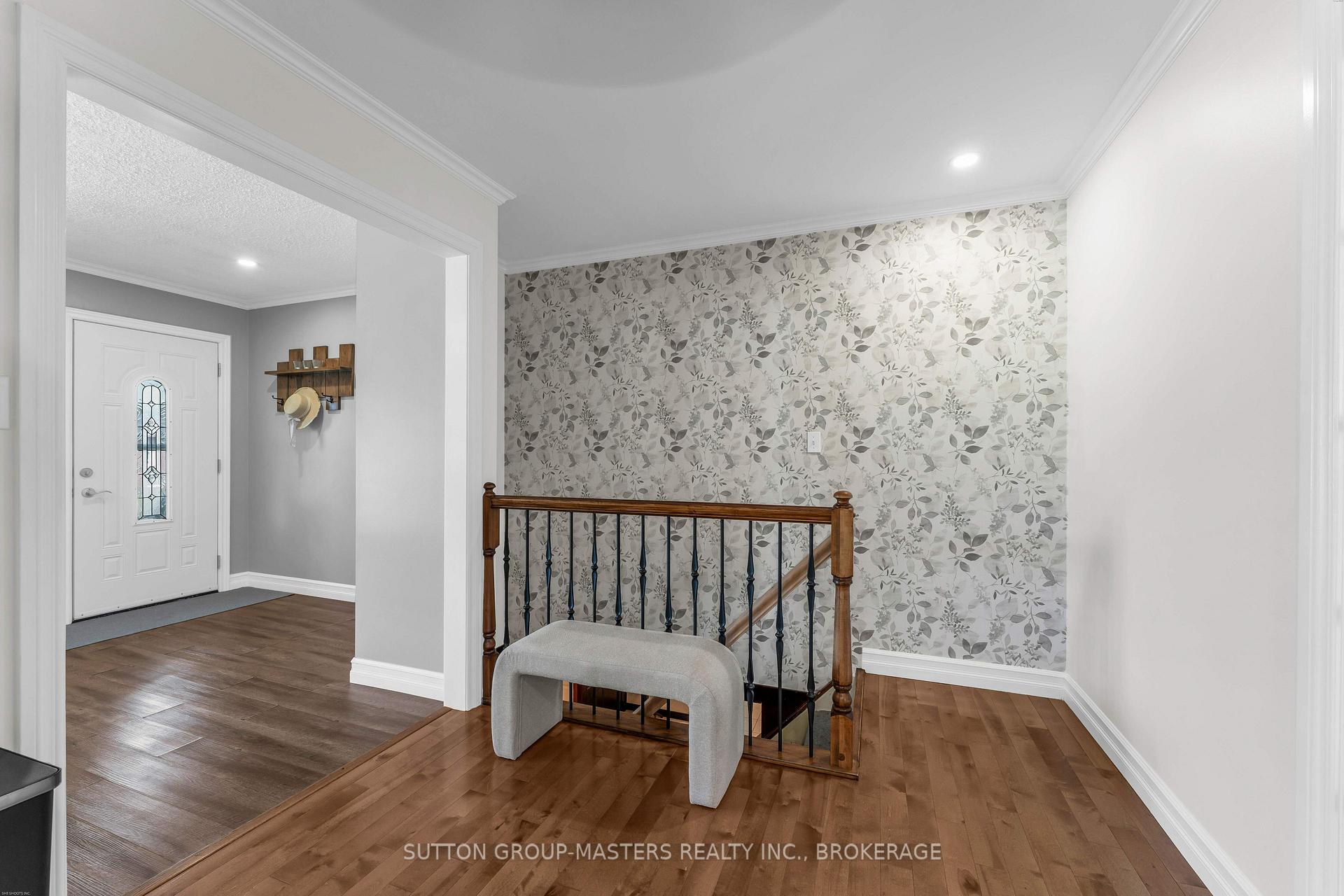 Photo 11 of 11 Chesterfield Drive, Loyalist, Amherstview — HOMEH