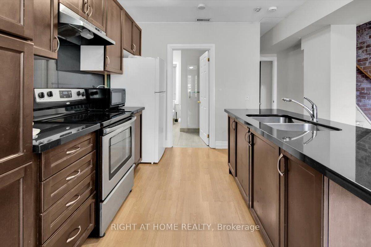 Photo 9 of Unit 2nd & 3rd Floor, 182 Mutual Street, Toronto, Church-Yonge Corridor — HOMEH