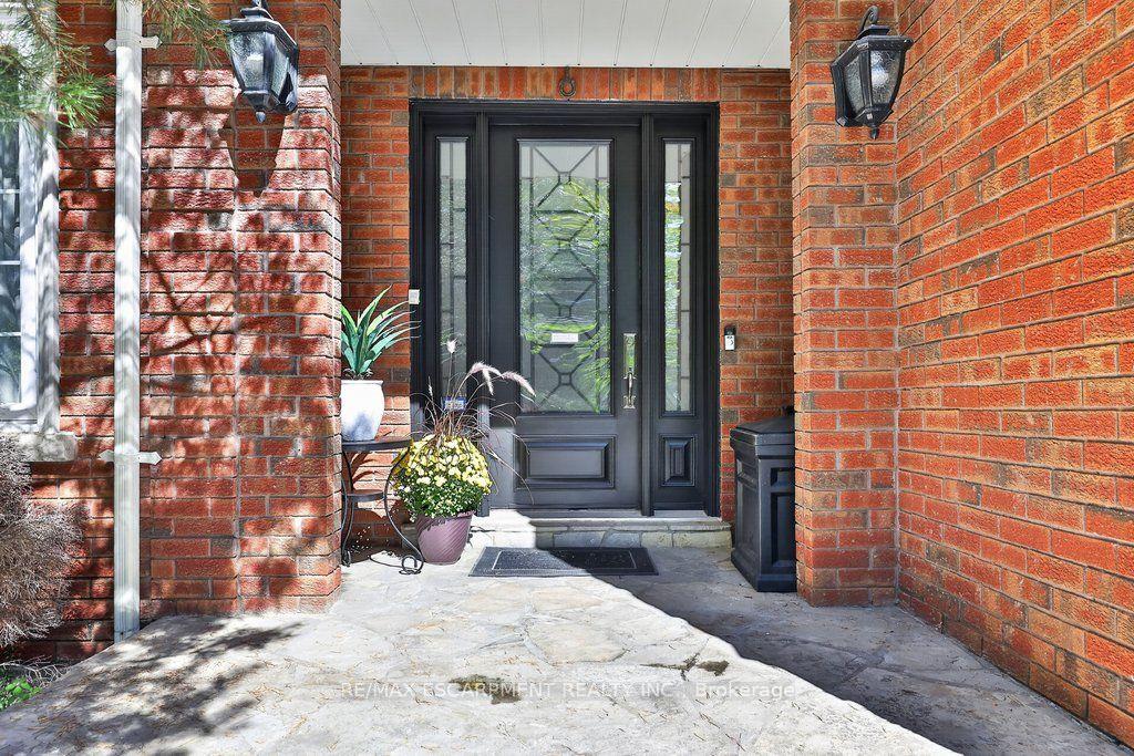 Photo 3 of 5097 Elderview Court, Mississauga, Erin Mills — HOMEH