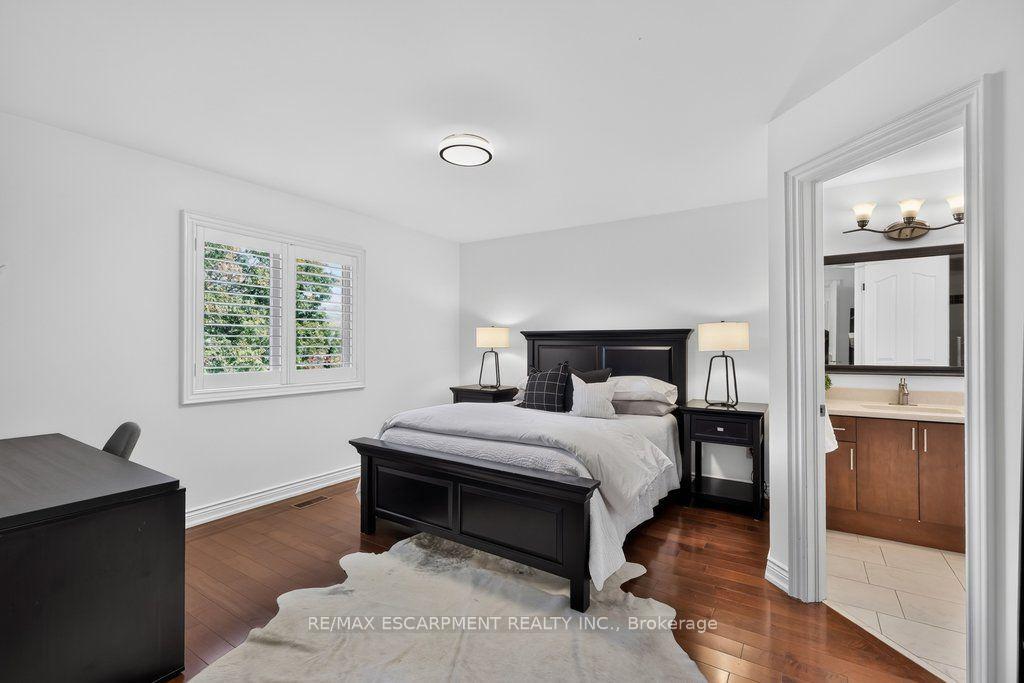 Photo 37 of 5097 Elderview Court, Mississauga, Erin Mills — HOMEH