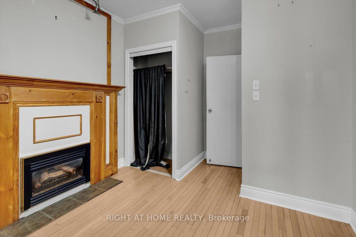 Photo 8 of Unit Main & Lower, 182 Mutual Street, Toronto, Church-Yonge Corridor — HOMEH