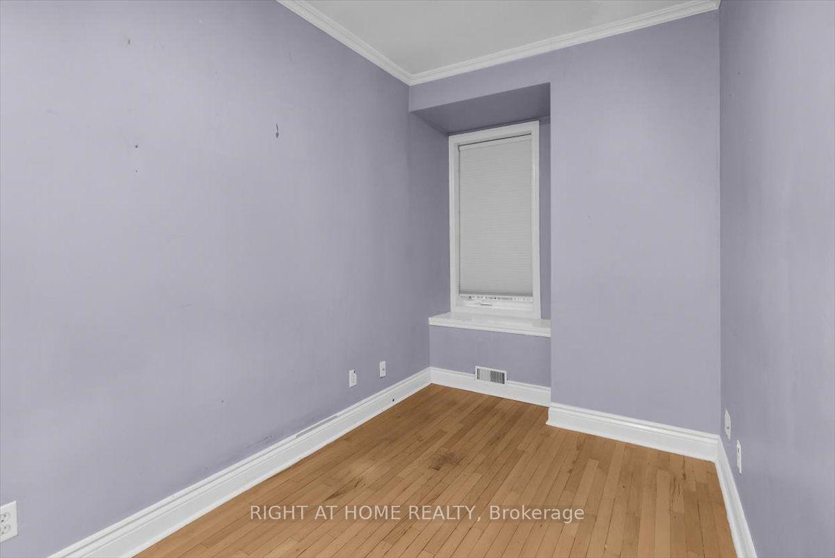 Photo 10 of Unit Main & Lower, 182 Mutual Street, Toronto, Church-Yonge Corridor — HOMEH