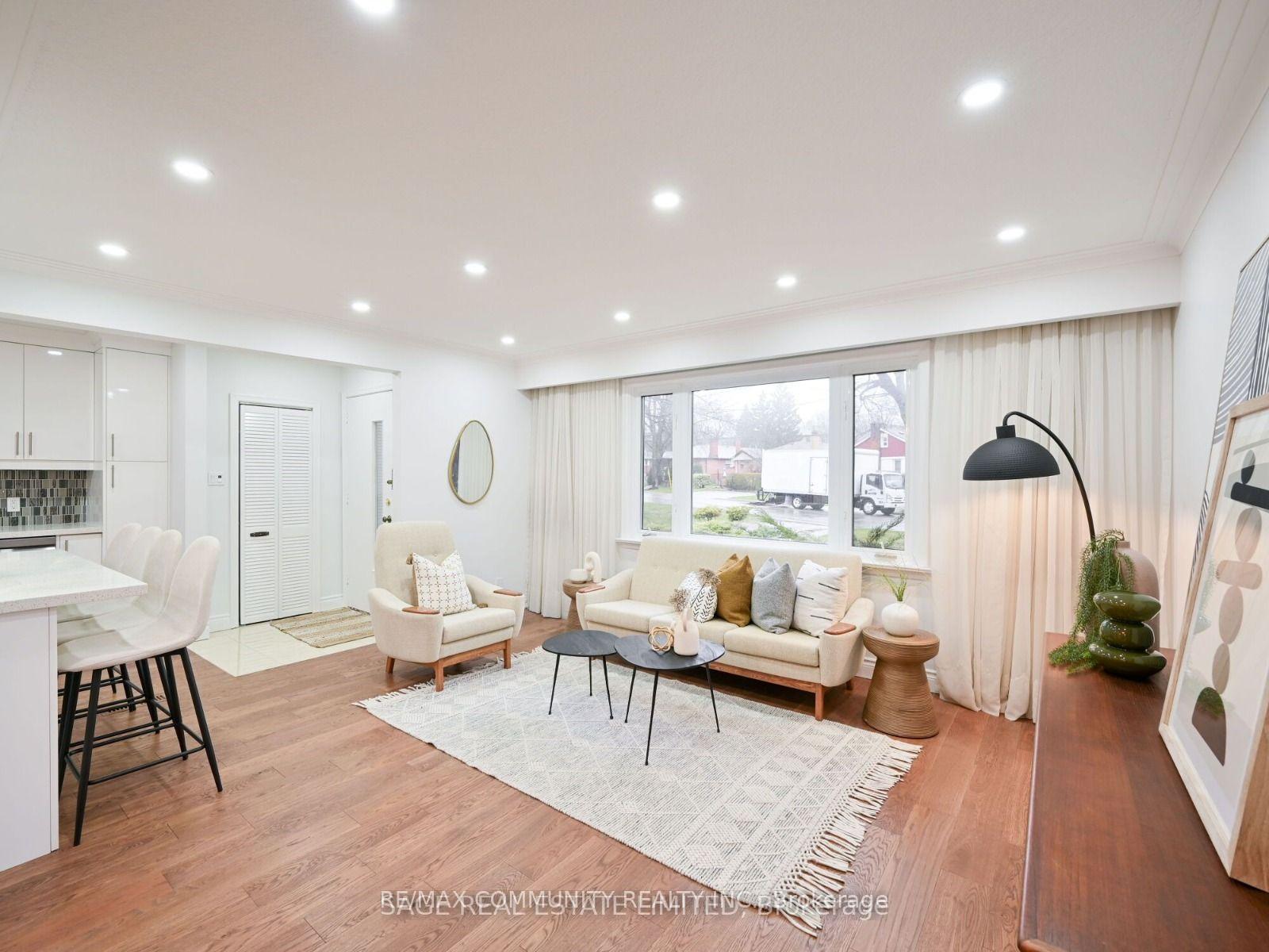 Photo 5 of 15 Saunders Road, Scarborough, Guildwood — HOMEH