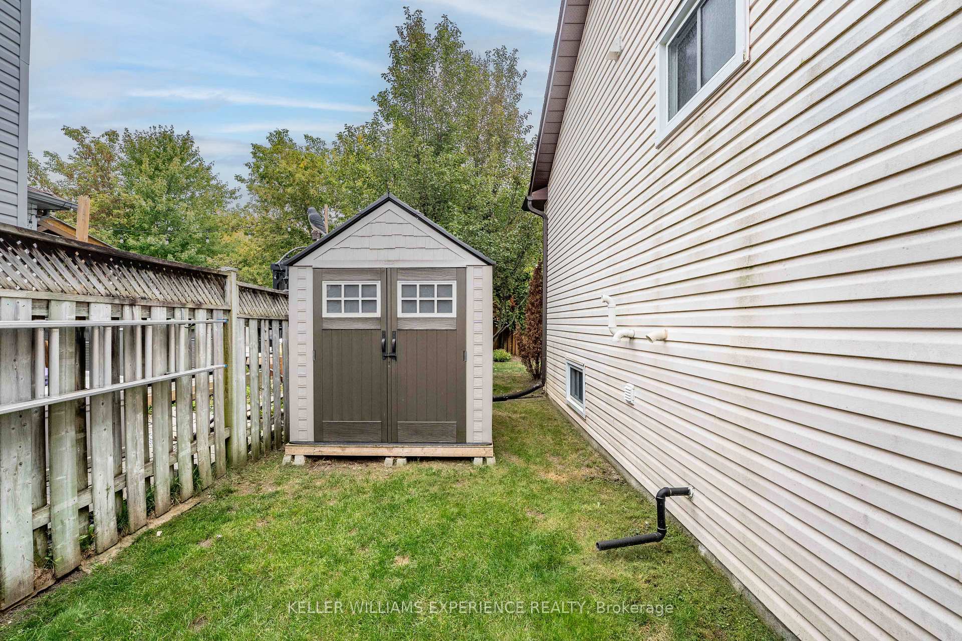 Photo 39 of 9 Edenbridge Drive, Essa, Angus — HOMEH