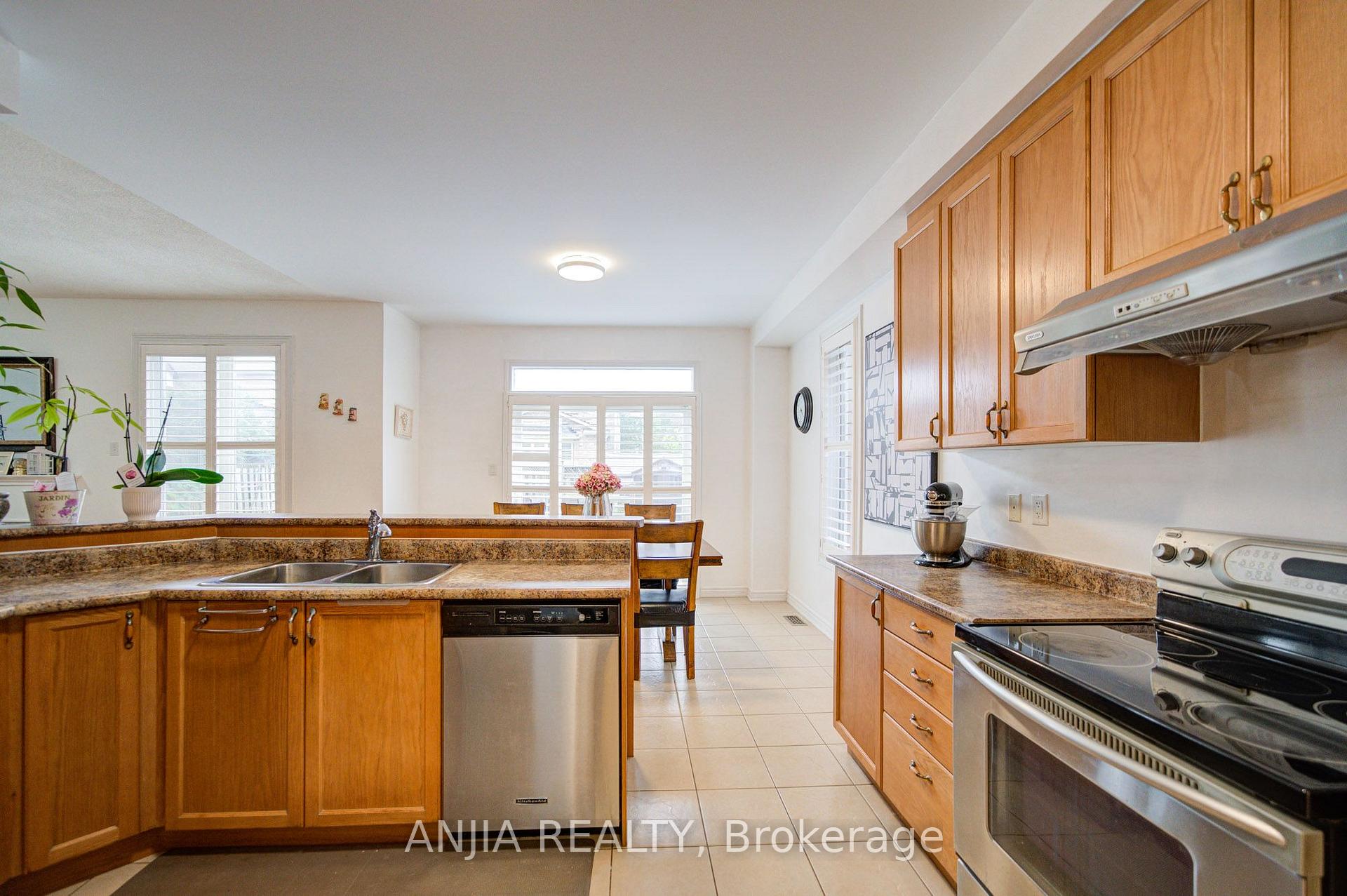 Photo 14 of 20 Appleview Road, Markham, Greensborough — HOMEH