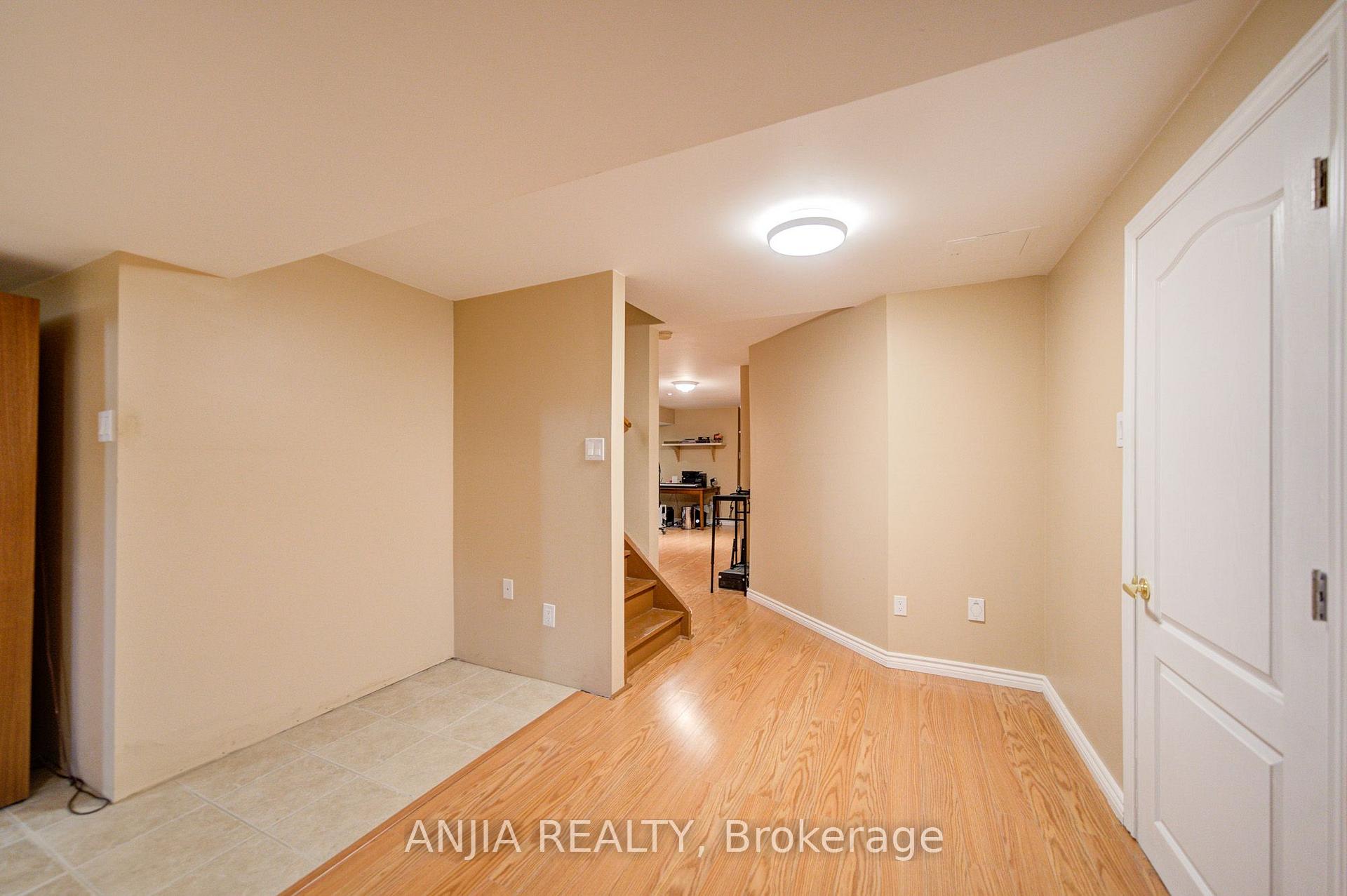 Photo 36 of 20 Appleview Road, Markham, Greensborough — HOMEH