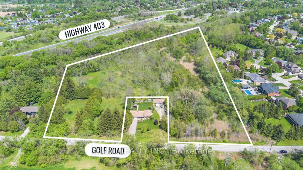 Photo 2 of 88 Golf Road, Brantford, St. Andrew — HOMEH