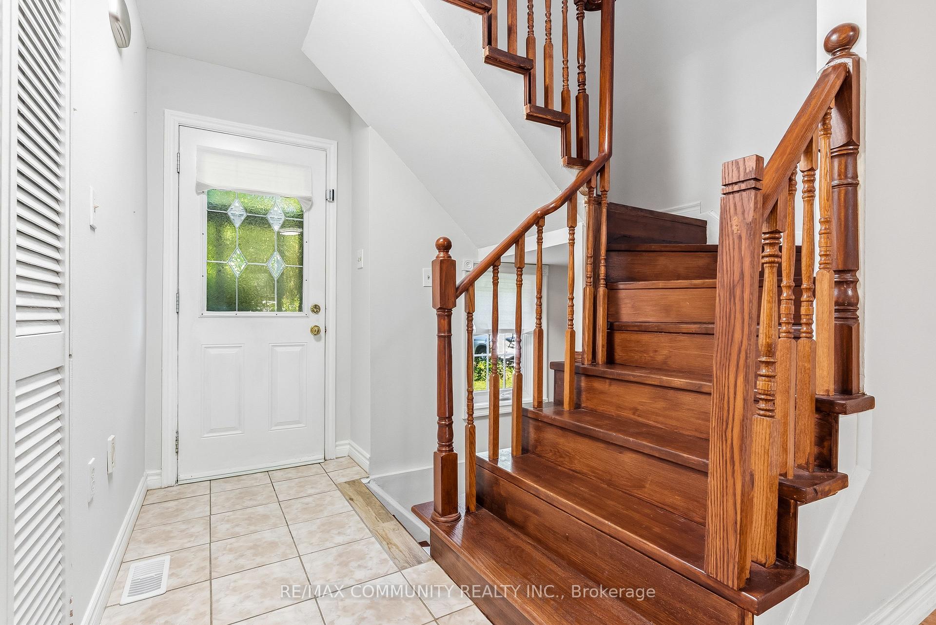 Photo 8 of 80 Brockman Crescent, Ajax, Central West — HOMEH