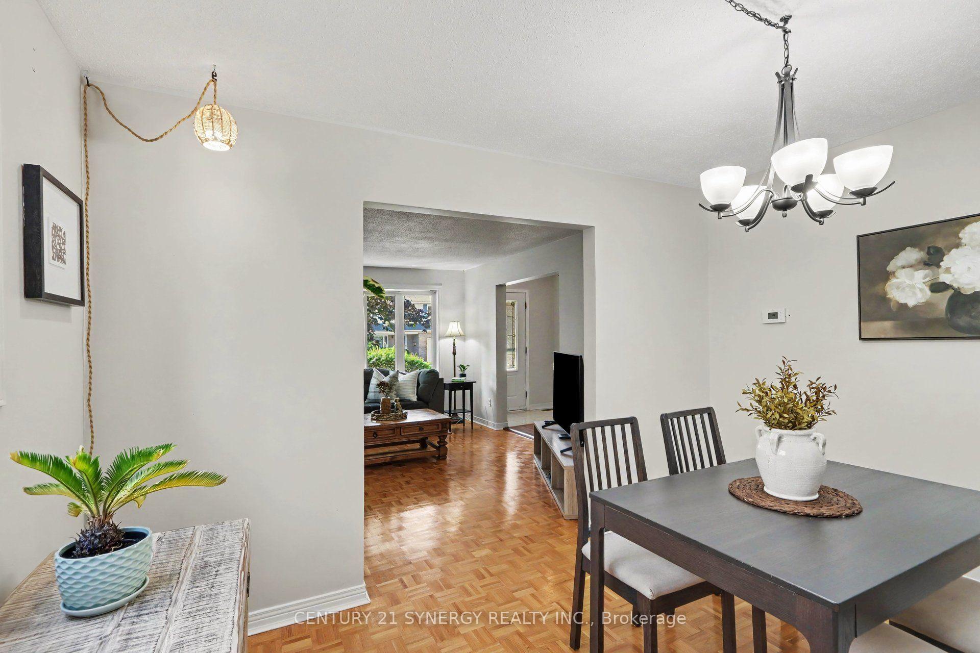 Photo 7 of 21 Alder Crescent, Ottawa, Blackburn Hamlet — HOMEH