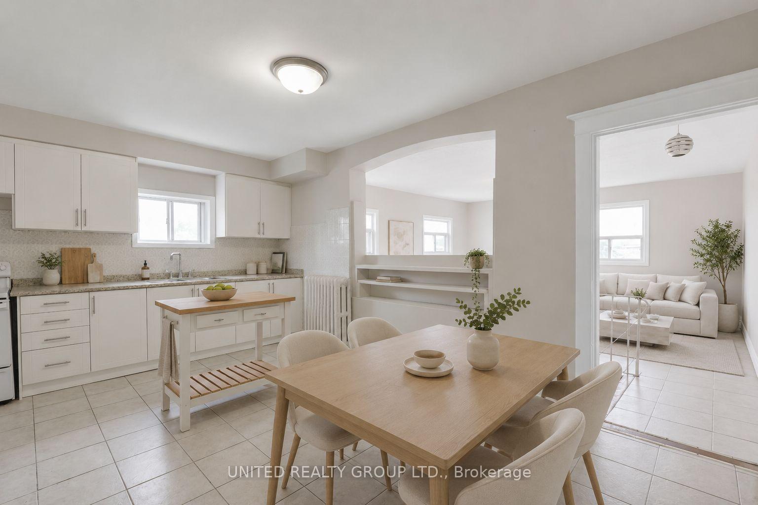 Photo of Unit 2nd Floor, 317 Oakwood Avenue