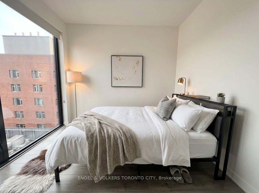 Photo 10 of Unit 604, 47 Mutual Street, Toronto, Church-Yonge Corridor — HOMEH