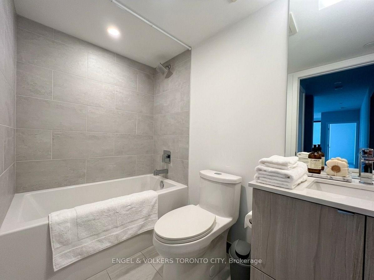 Photo 17 of Unit 604, 47 Mutual Street, Toronto, Church-Yonge Corridor — HOMEH