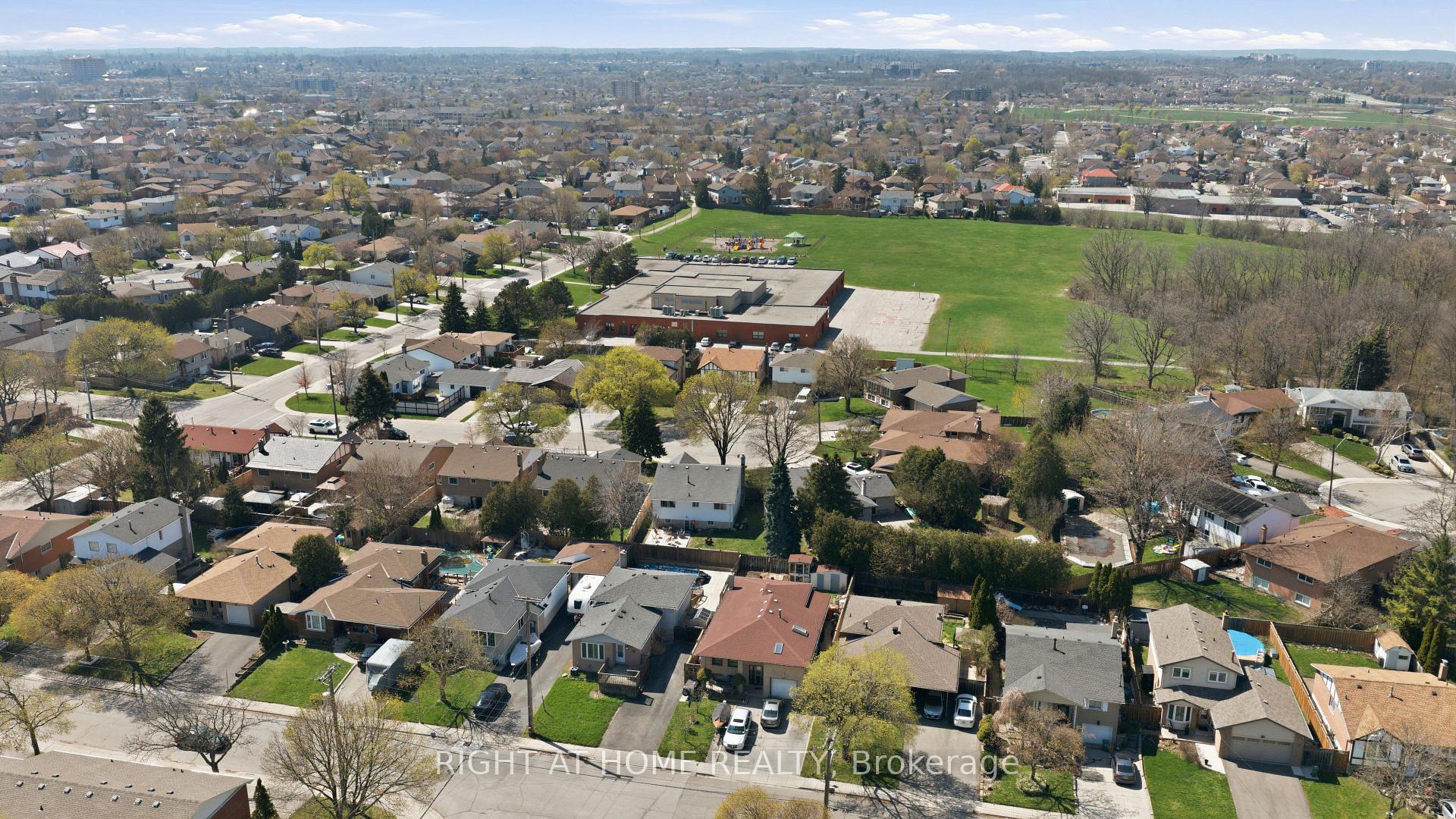 Photo 50 of 341 Rexford Drive, Hamilton, Randall — HOMEH