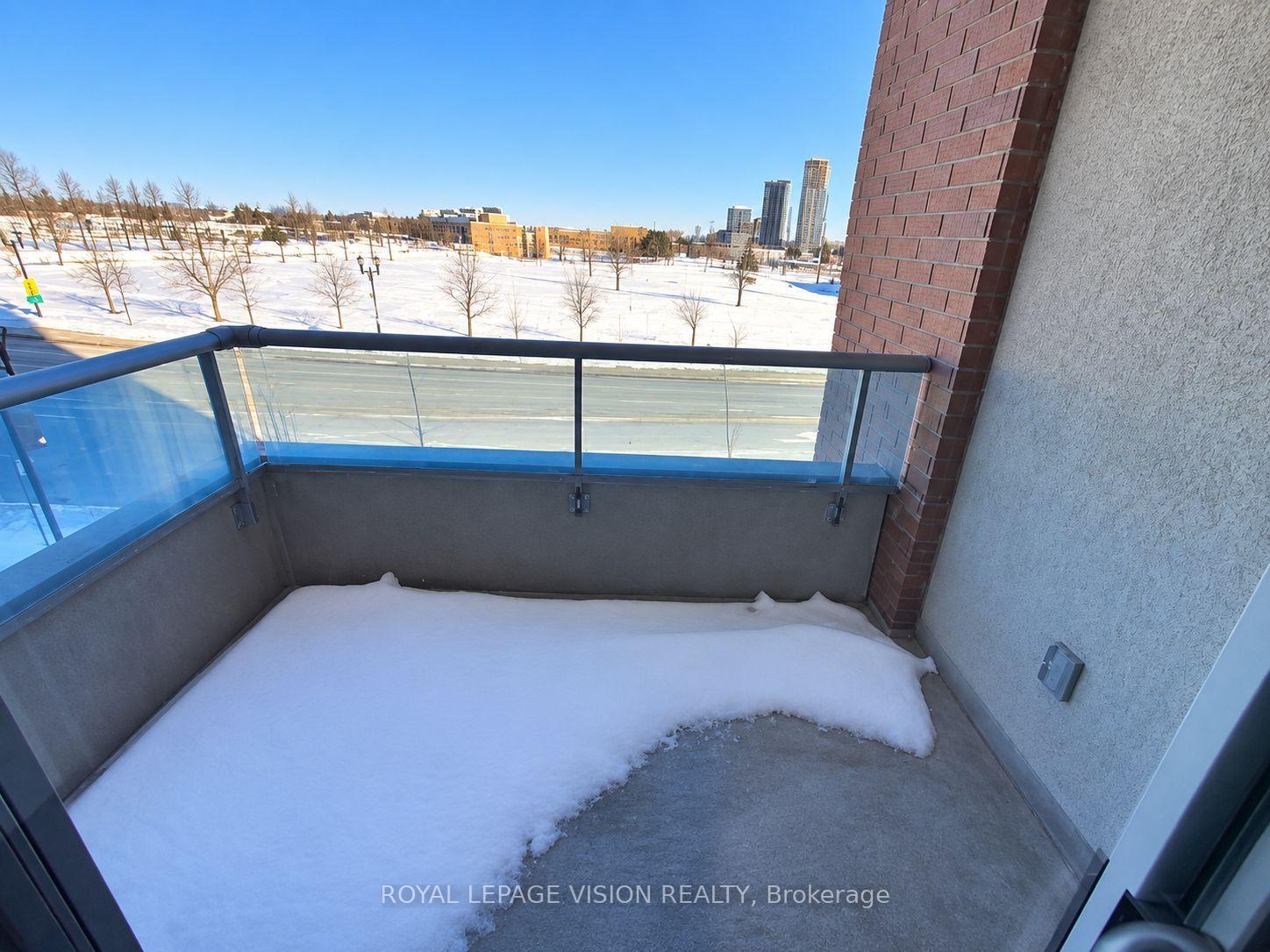 Photo 6 of Unit 327, 33 Cox Boulevard, Markham, Unionville — HOMEH