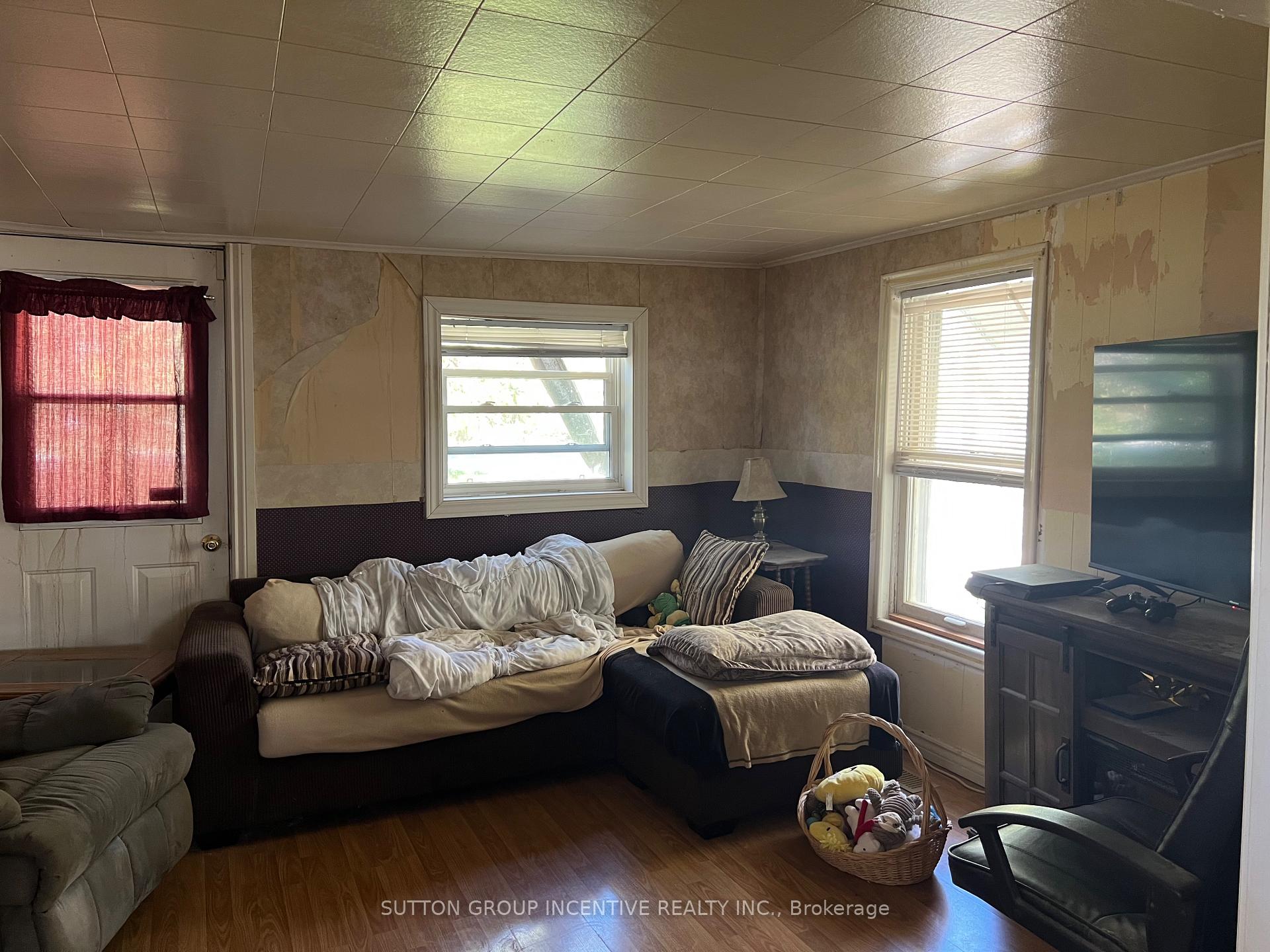 Photo 9 of 4075 Airport Road, Ramara, Rural Ramara — HOMEH