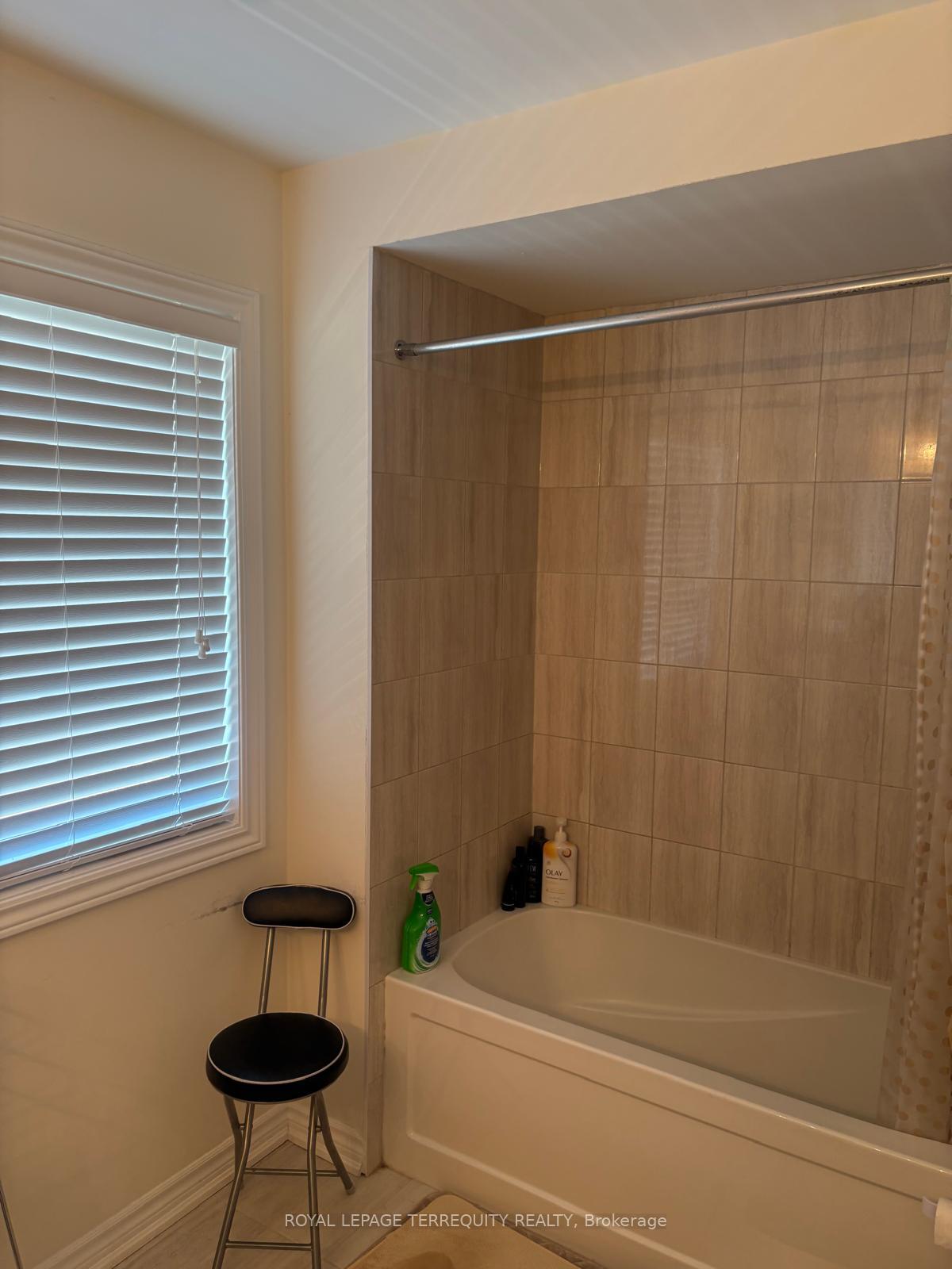 Photo 20 of 1101 Skyridge Boulevard, Pickering, Rural Pickering — HOMEH