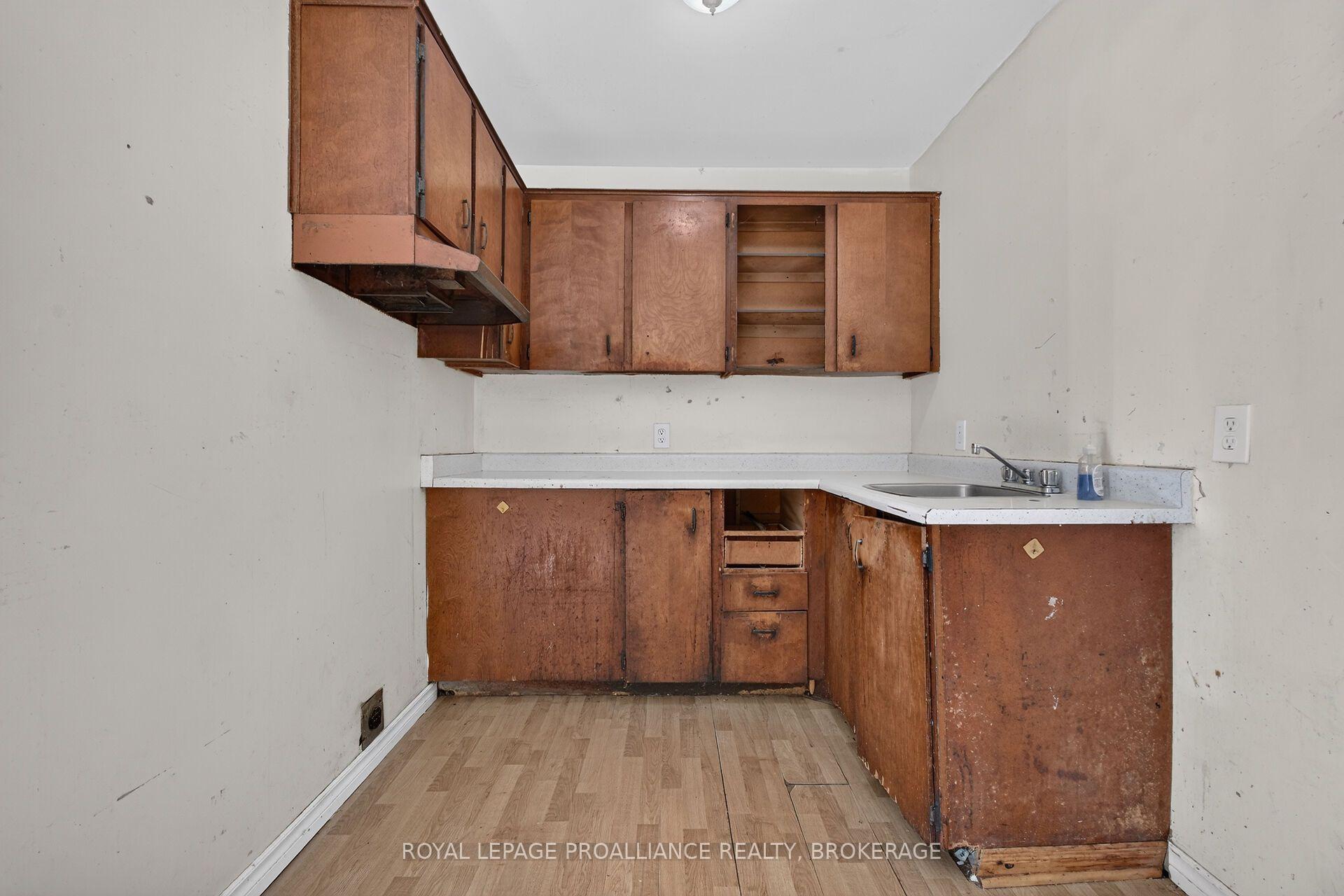 Photo 13 of 685 Willis Street, Kingston, South of Taylor-Kidd Blvd — HOMEH