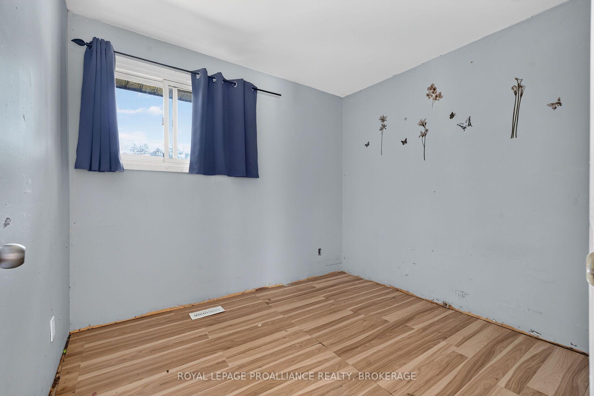Photo 18 of 685 Willis Street, Kingston, South of Taylor-Kidd Blvd — HOMEH