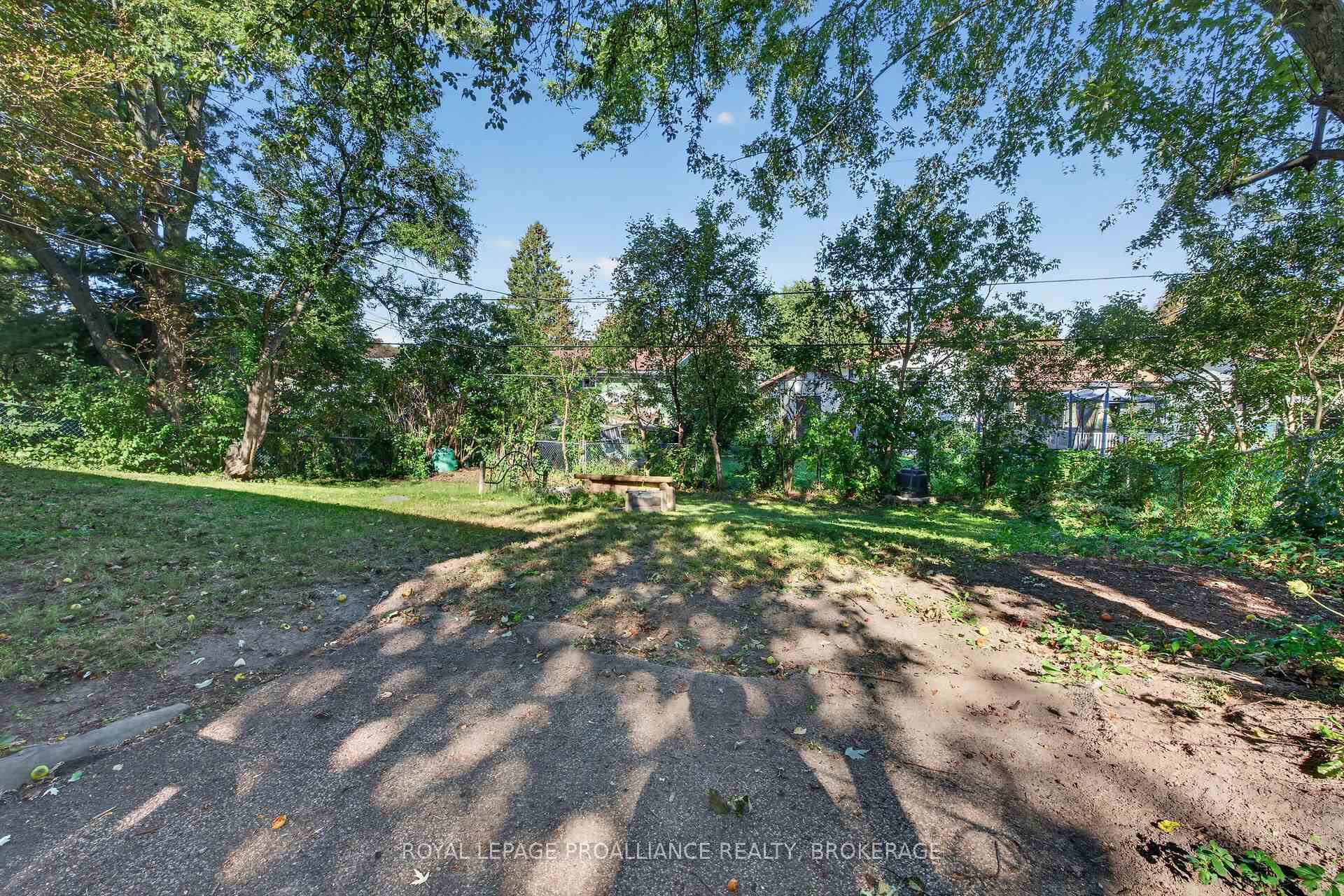 Photo 26 of 685 Willis Street, Kingston, South of Taylor-Kidd Blvd — HOMEH