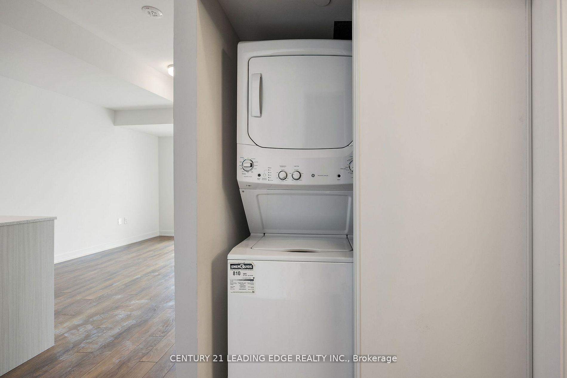 Photo 4 of Unit 708, 2433 Dufferin Street, North York, Briar Hill-Belgravia — HOMEH