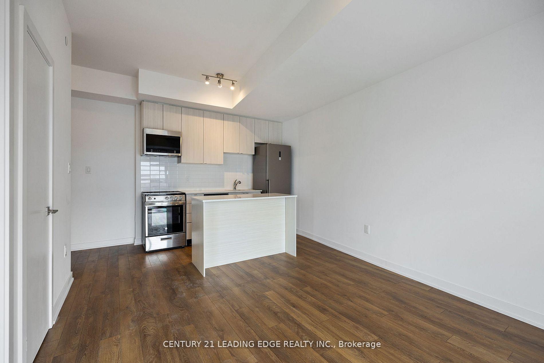 Photo 10 of Unit 708, 2433 Dufferin Street, North York, Briar Hill-Belgravia — HOMEH