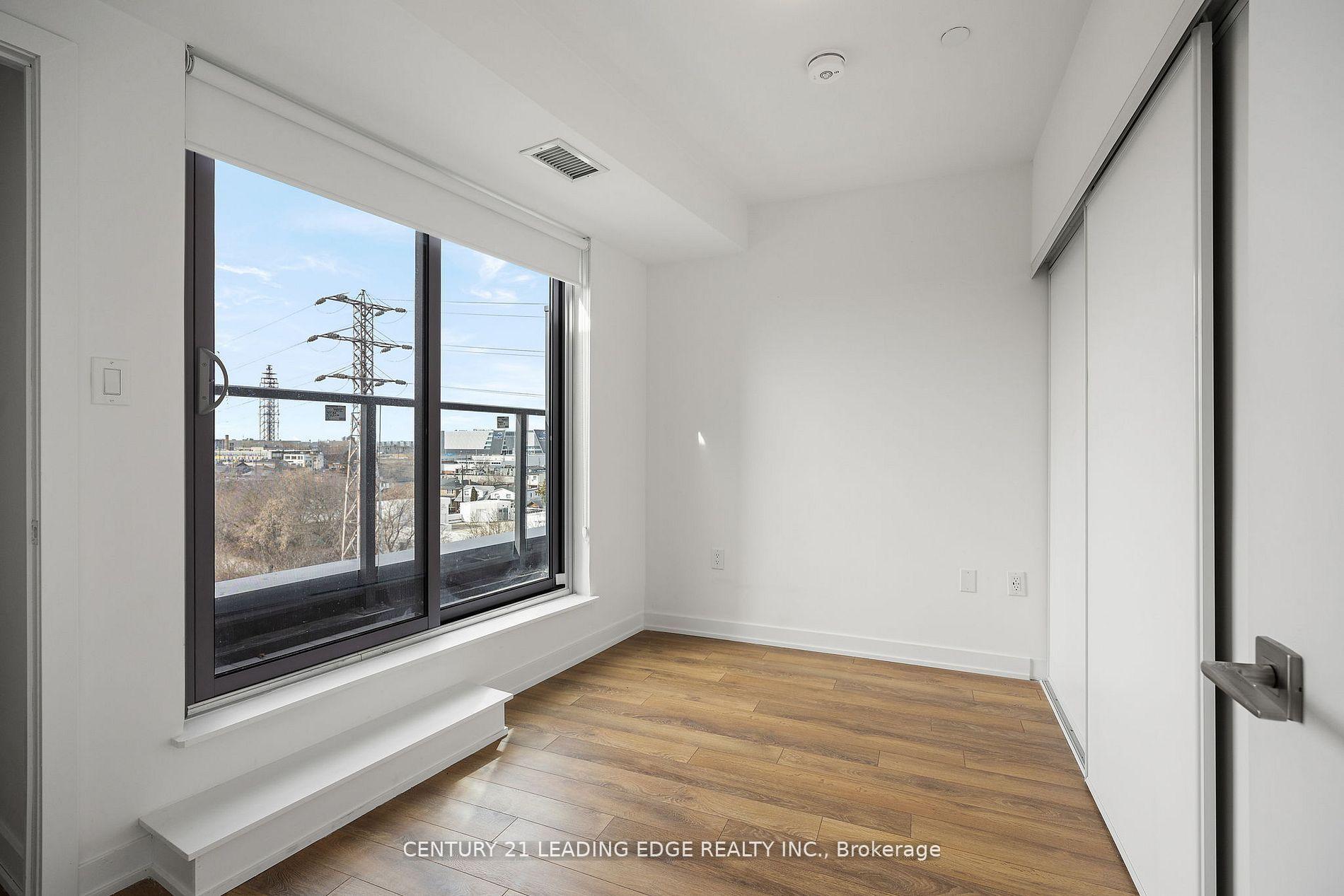 Photo 13 of Unit 708, 2433 Dufferin Street, North York, Briar Hill-Belgravia — HOMEH