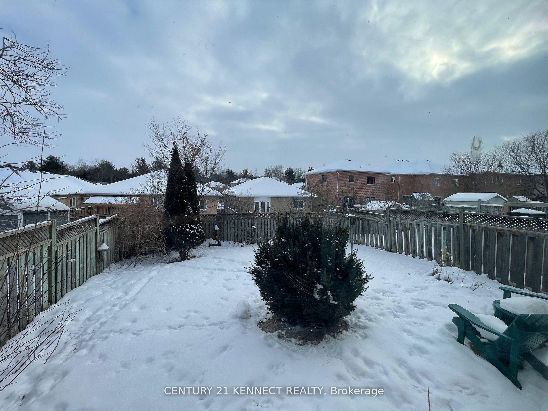 Photo 6 of 35 Drake Drive, Barrie, Painswick South — HOMEH