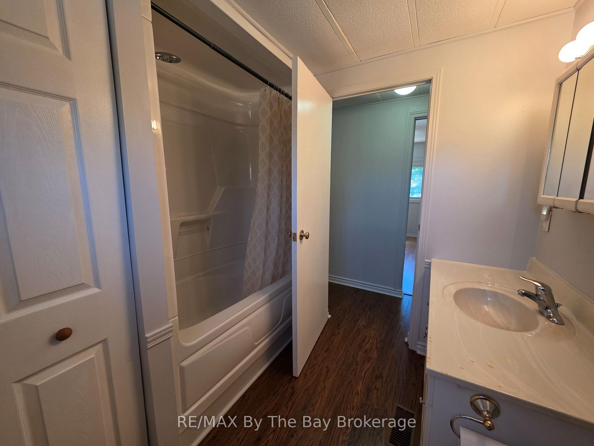 Photo 24 of 926 Brebeuf Road, Midland — HOMEH