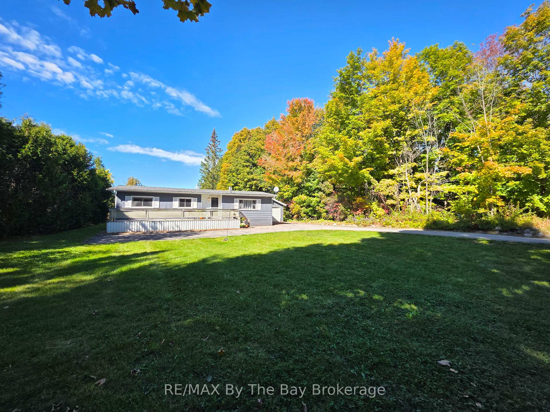Photo 41 of 926 Brebeuf Road, Midland — HOMEH