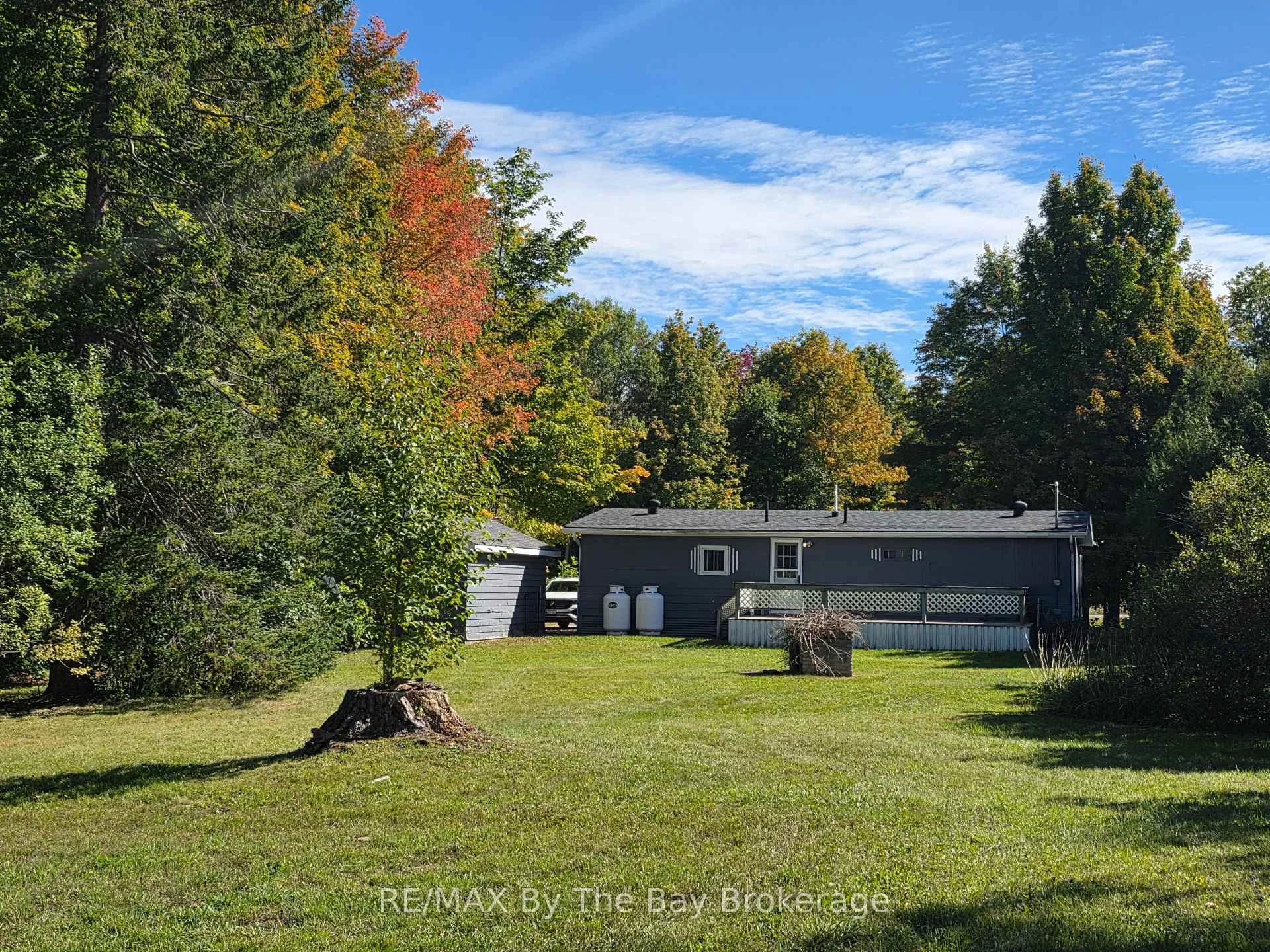 Photo 8 of 926 Brebeuf Road, Midland — HOMEH