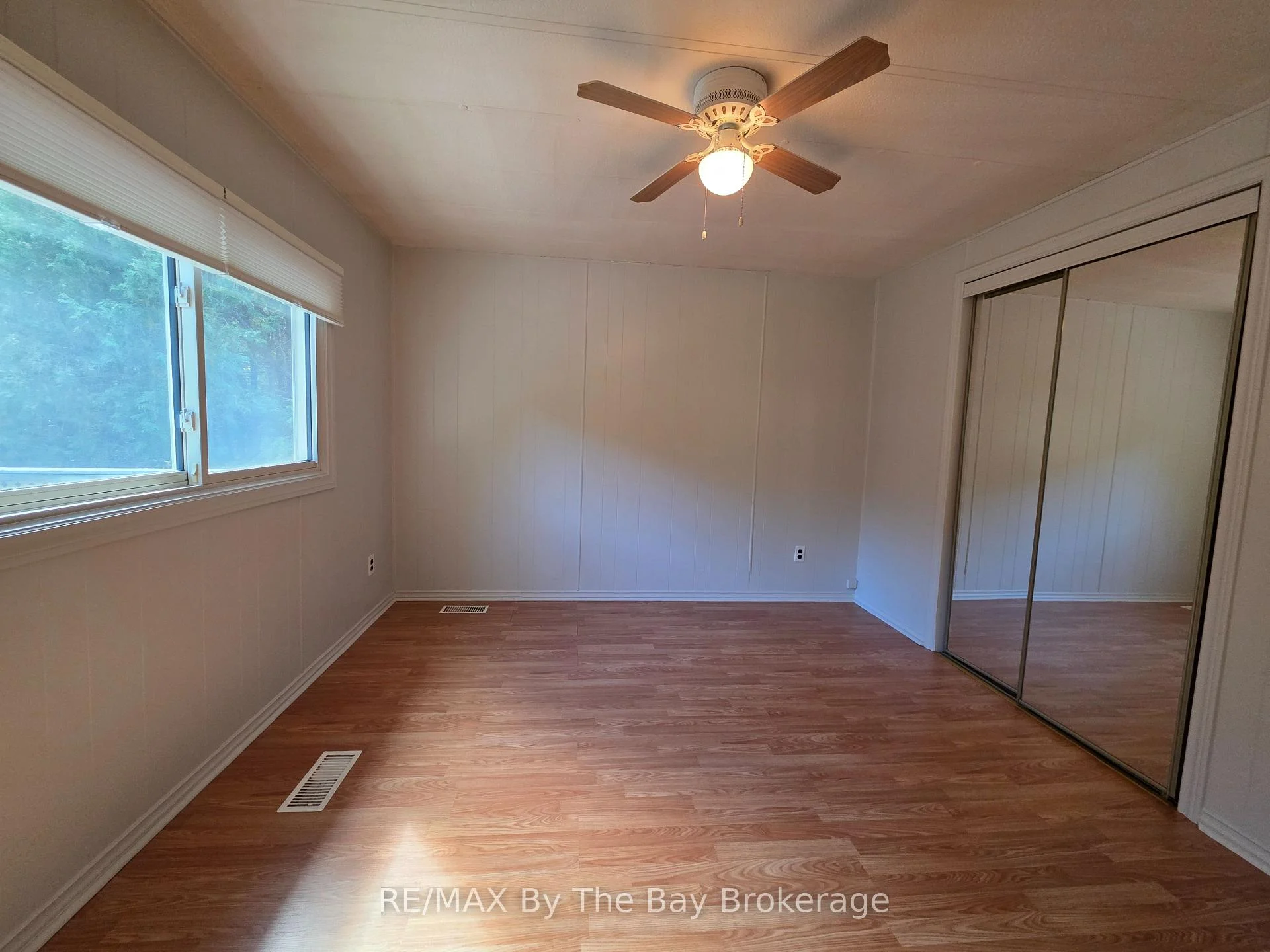 Photo 25 of 926 Brebeuf Road, Midland — HOMEH