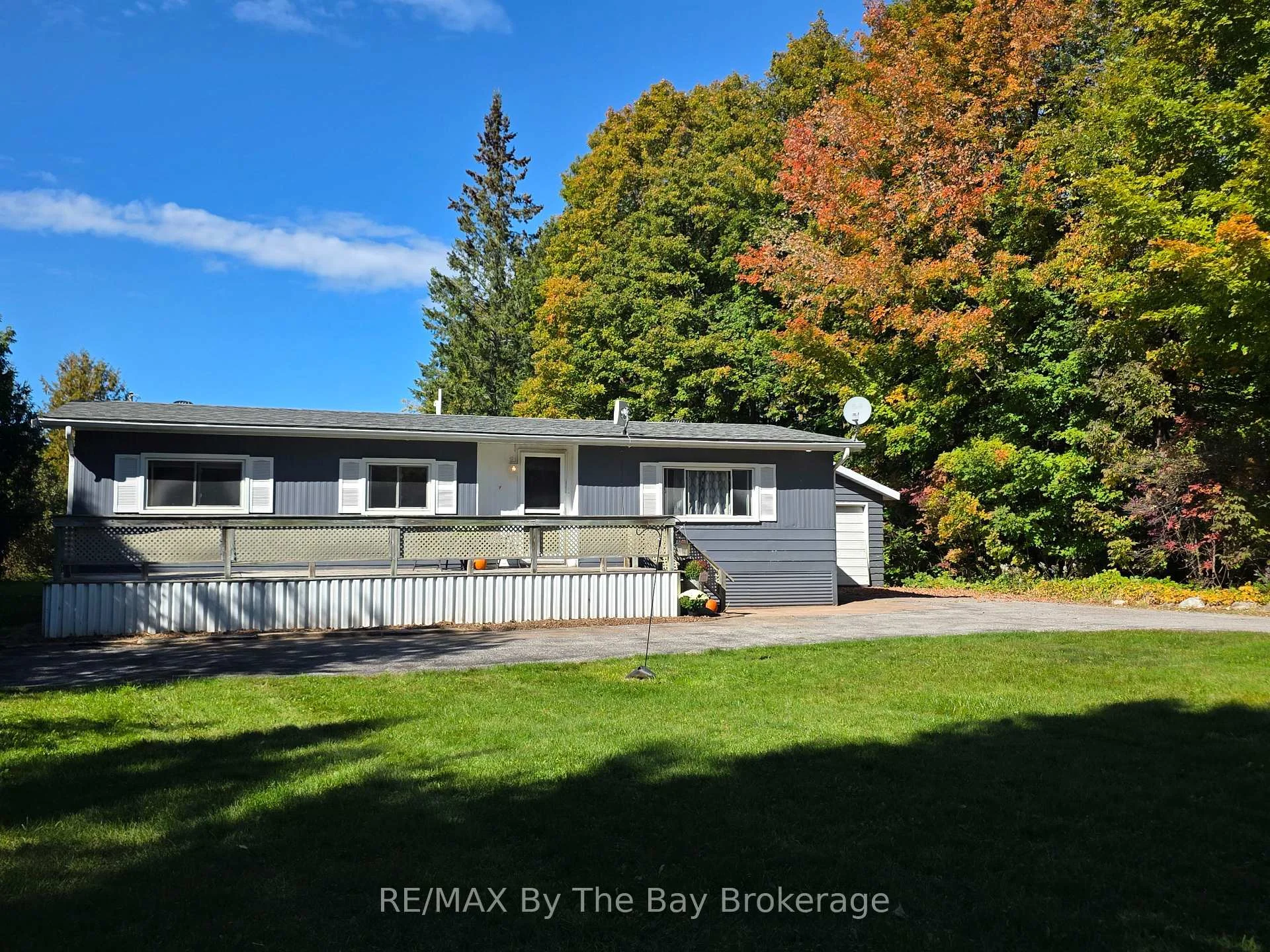 Photo 38 of 926 Brebeuf Road, Midland — HOMEH
