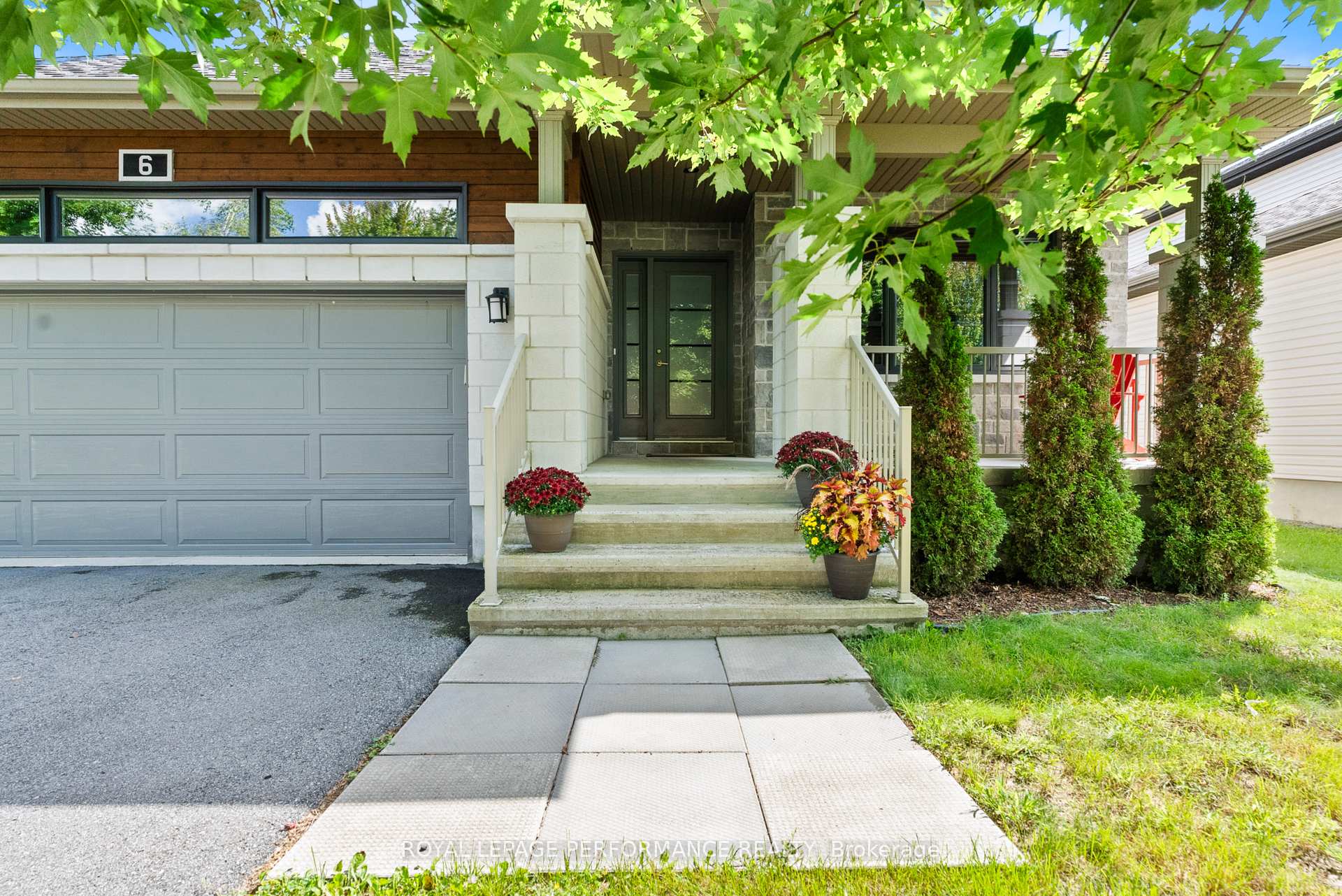 Photo 3 of 6 Brickyard Drive, Russell, Village of Russell — HOMEH