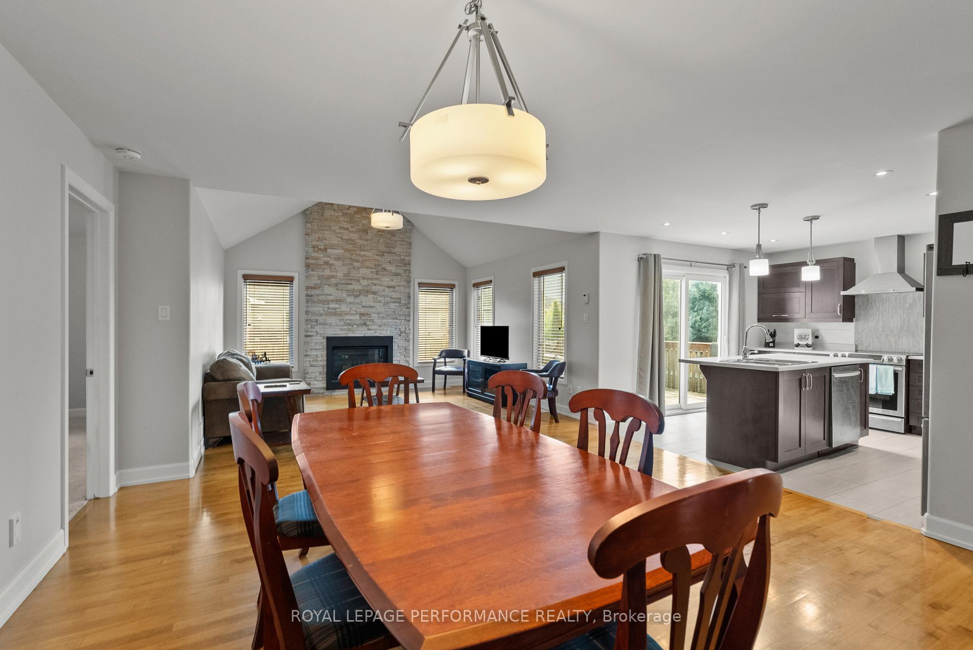Photo 13 of 6 Brickyard Drive, Russell, Village of Russell — HOMEH