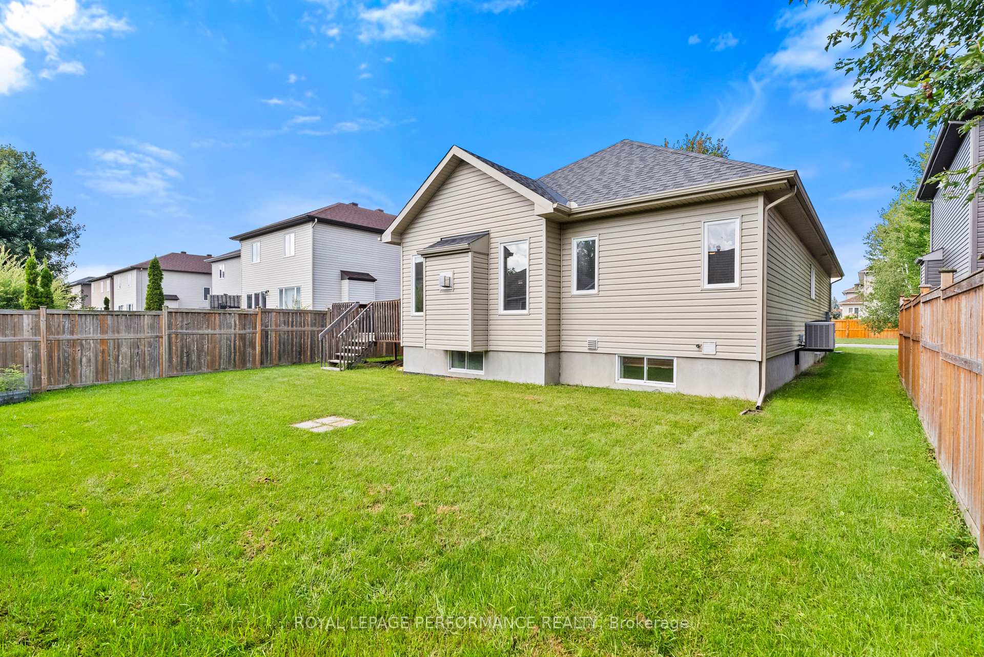 Photo 43 of 6 Brickyard Drive, Russell, Village of Russell — HOMEH