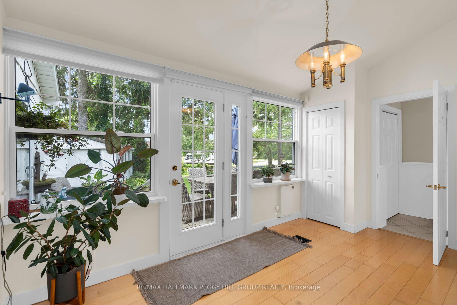 Photo 13 of 12 Beacon Road, Barrie, Holly — HOMEH