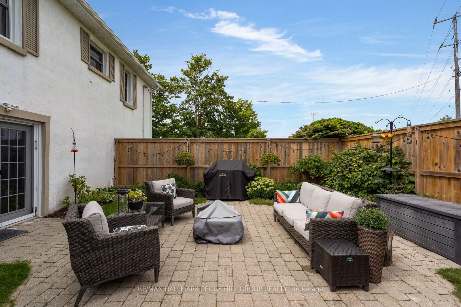 Photo 14 of 12 Beacon Road, Barrie, Holly — HOMEH