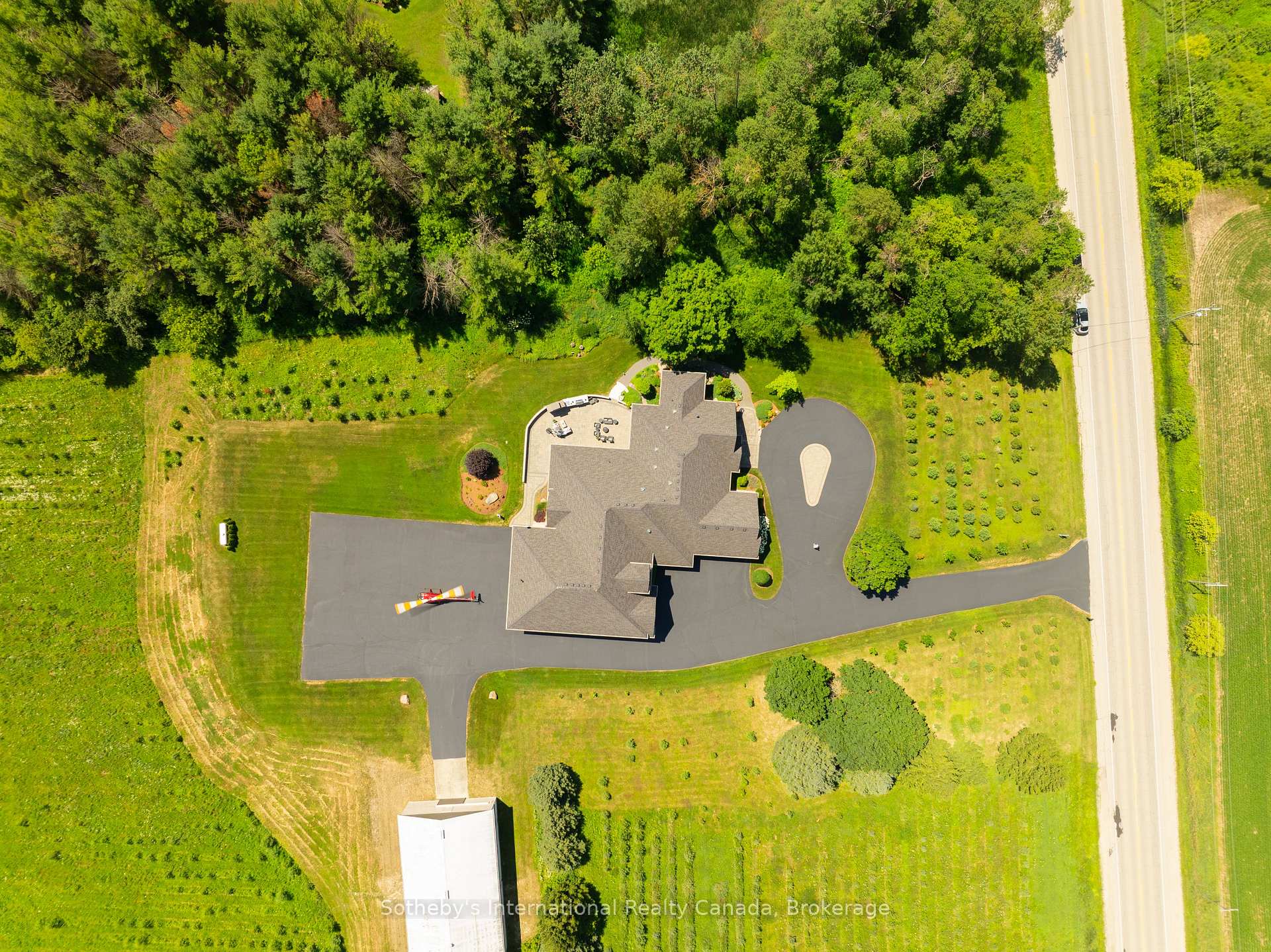 Photo 7 of 1621 Moser Young Road, Wellesley — HOMEH