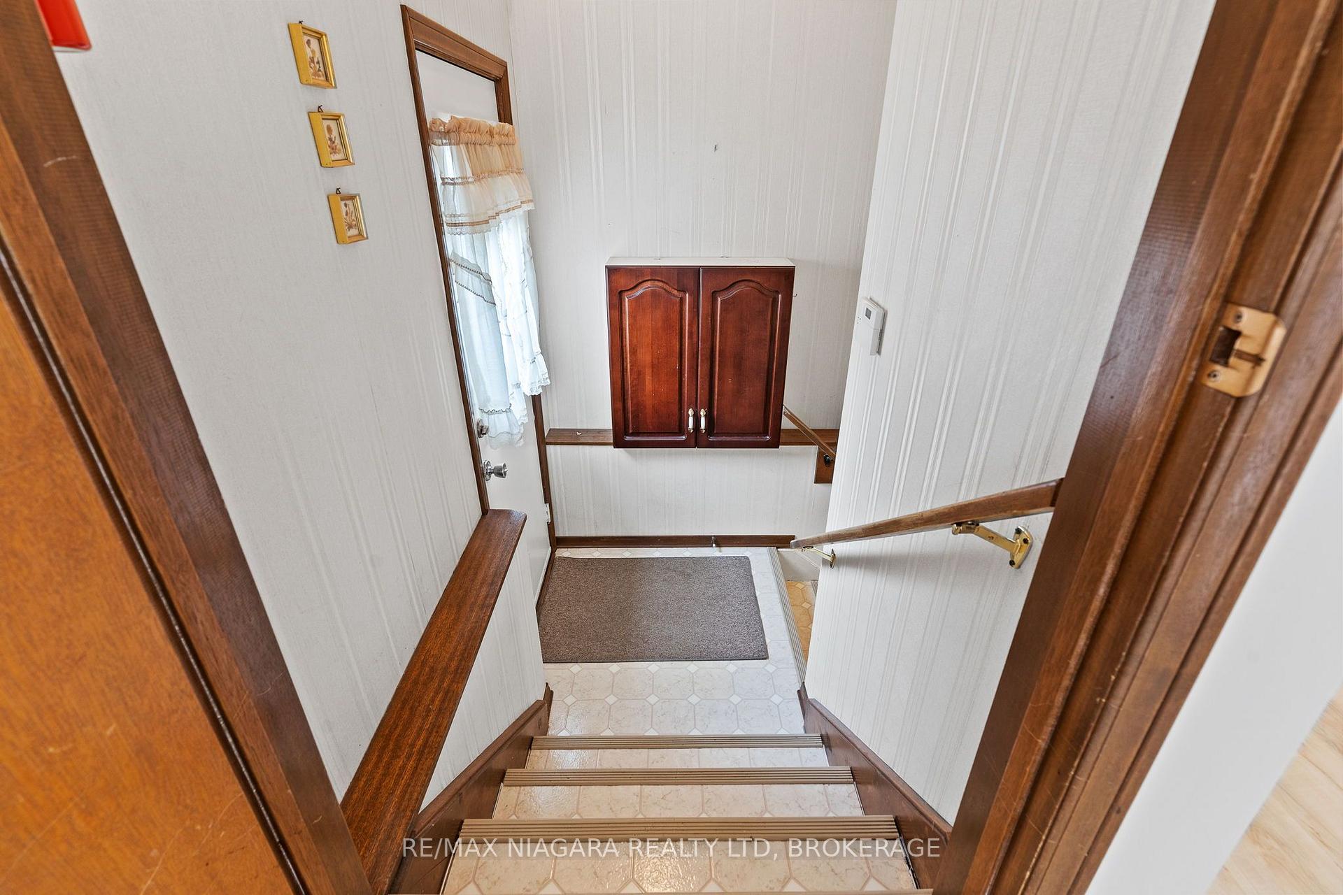 Photo 23 of 476 Scott Street, St. Catharines, Carlton/Bunting — HOMEH