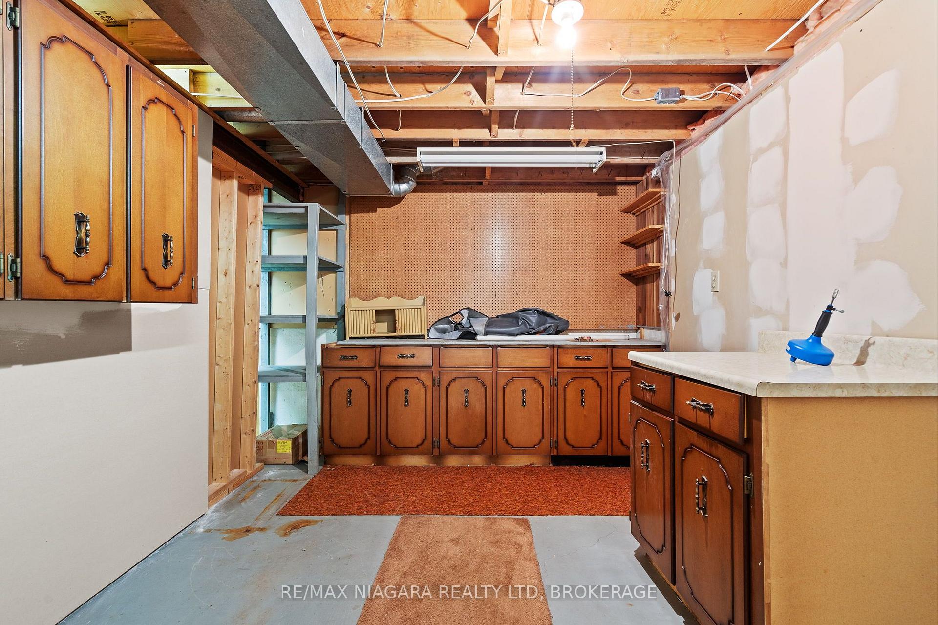 Photo 29 of 476 Scott Street, St. Catharines, Carlton/Bunting — HOMEH