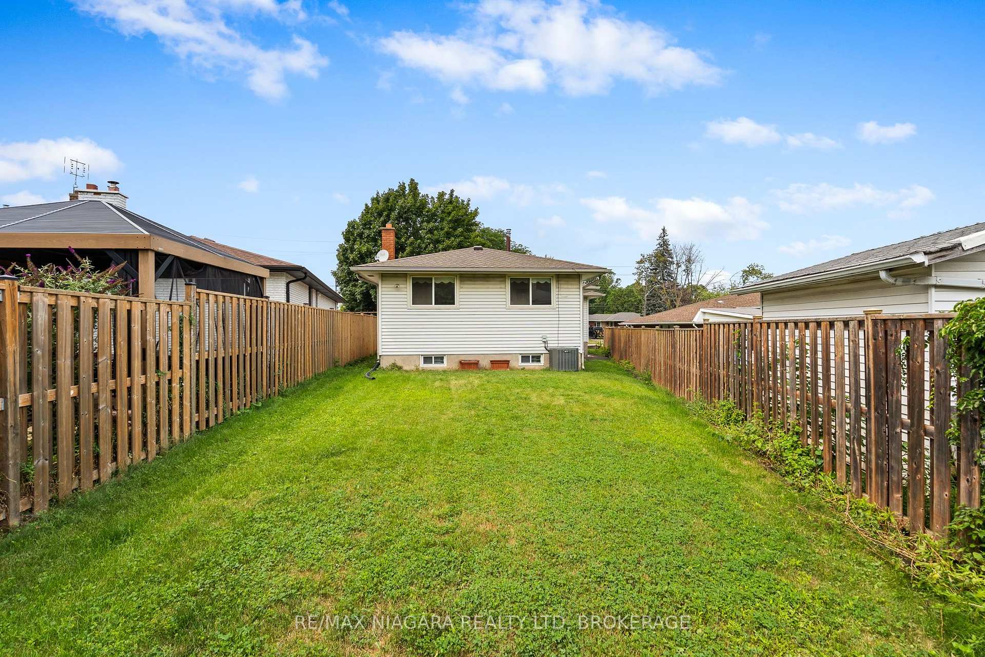Photo 33 of 476 Scott Street, St. Catharines, Carlton/Bunting — HOMEH