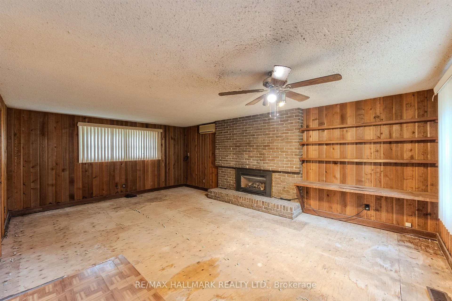 Photo 7 of 36 Summerhayes Crescent, Brantford, Mayfair — HOMEH