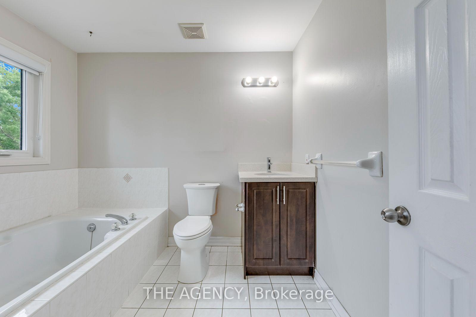 Photo 19 of 45 Palomino Place, Whitby, Pringle Creek — HOMEH