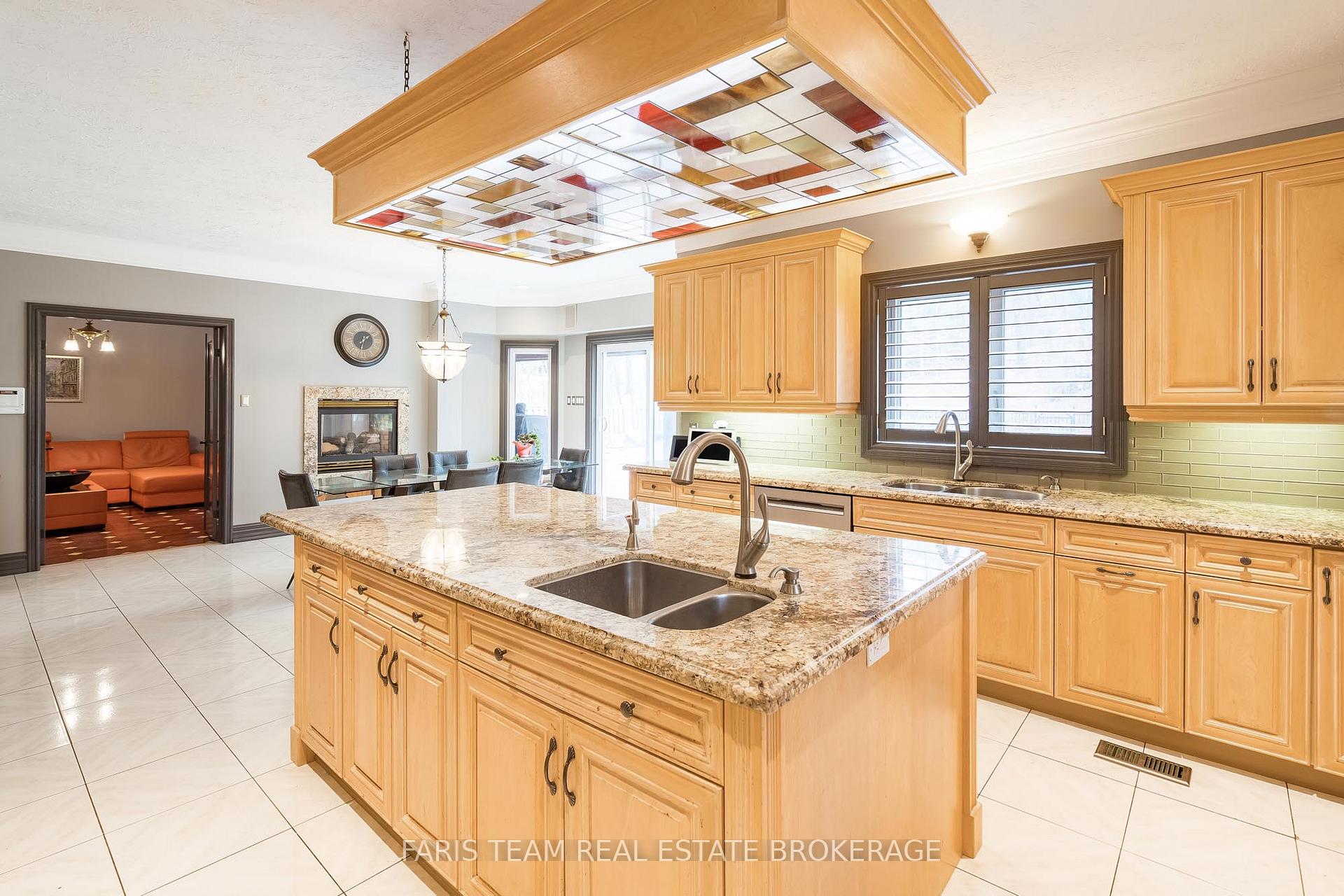 Photo 10 of 1762 Wilkinson Street, Innisfil, Rural Innisfil — HOMEH