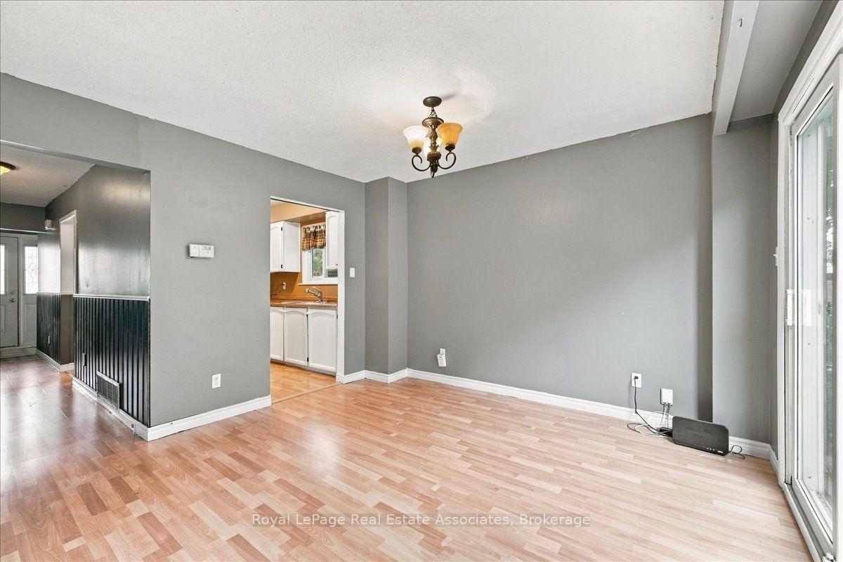 Photo 15 of 62 Alonna Street, Clarington, Bowmanville — HOMEH