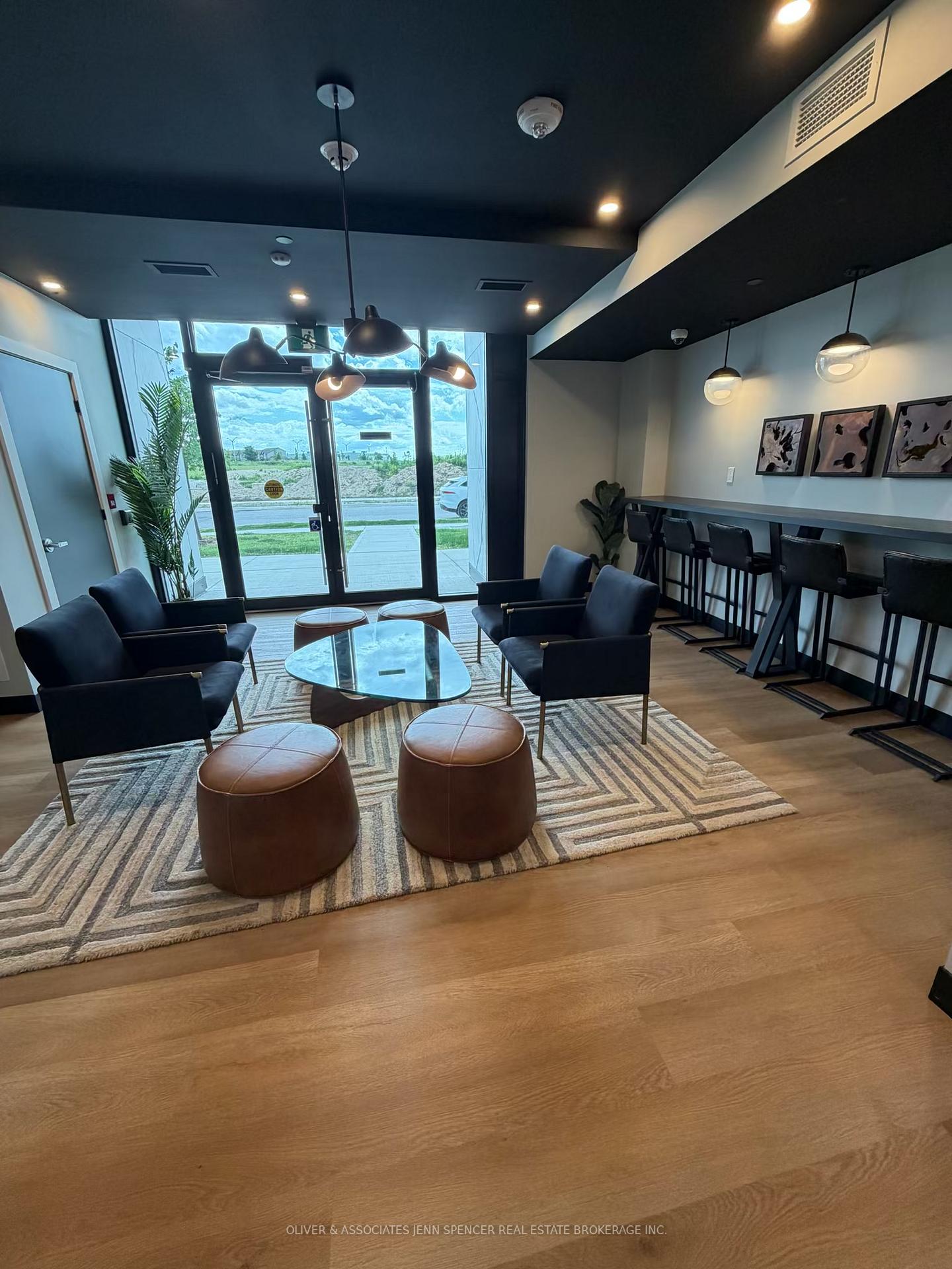Photo 16 of 3333 Morgan Avenue, London, South W — HOMEH